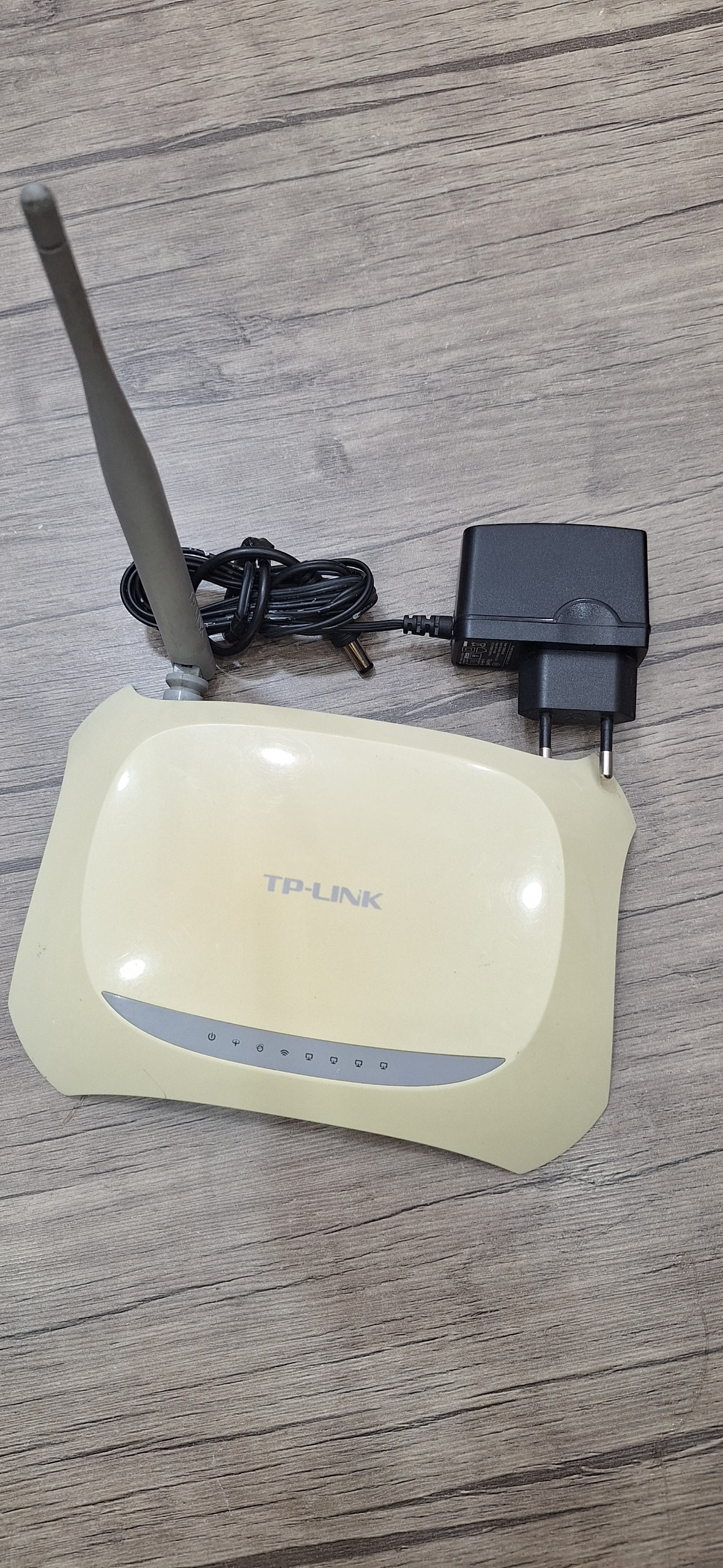 مودم Tp-link w8901n