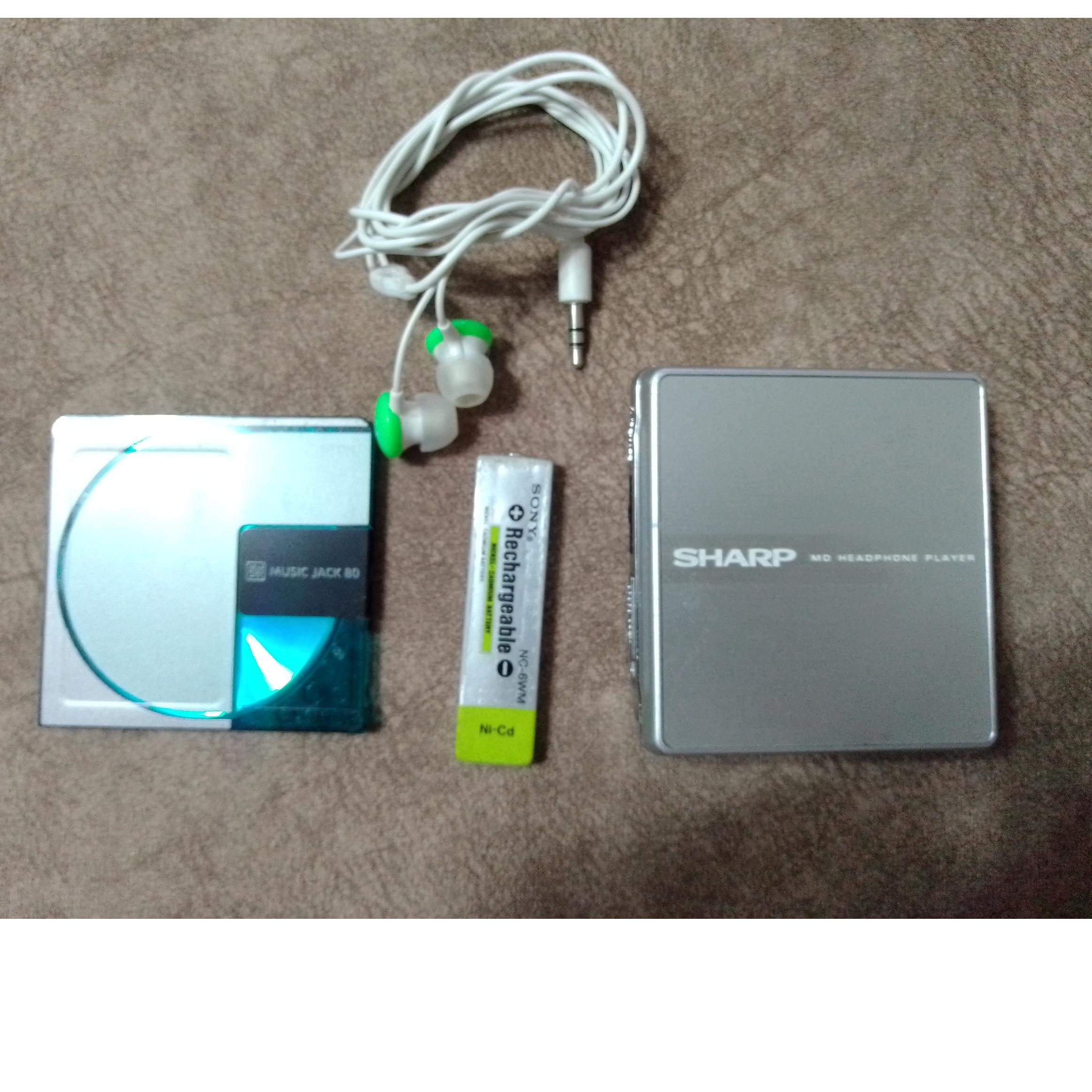 ام دی پلیر شارپ سالم