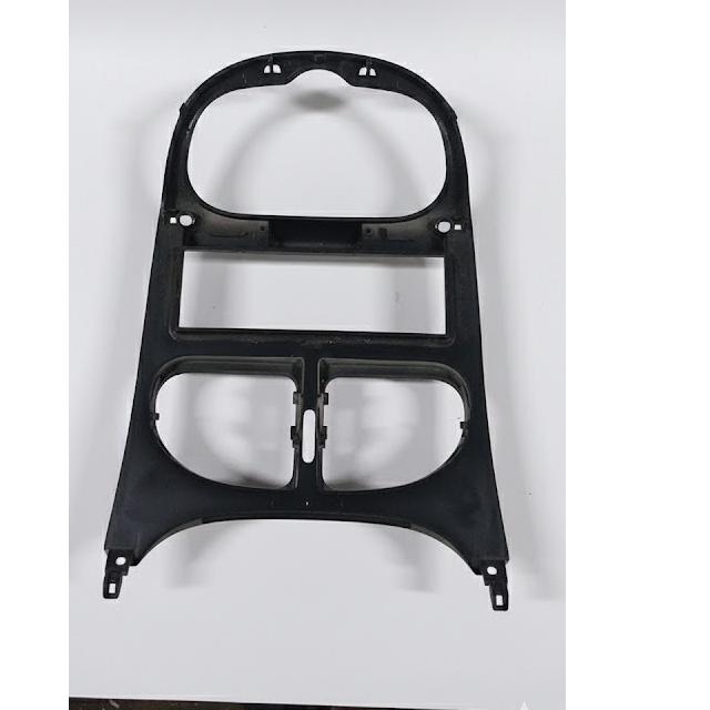 پنل وسط داشبورد 206