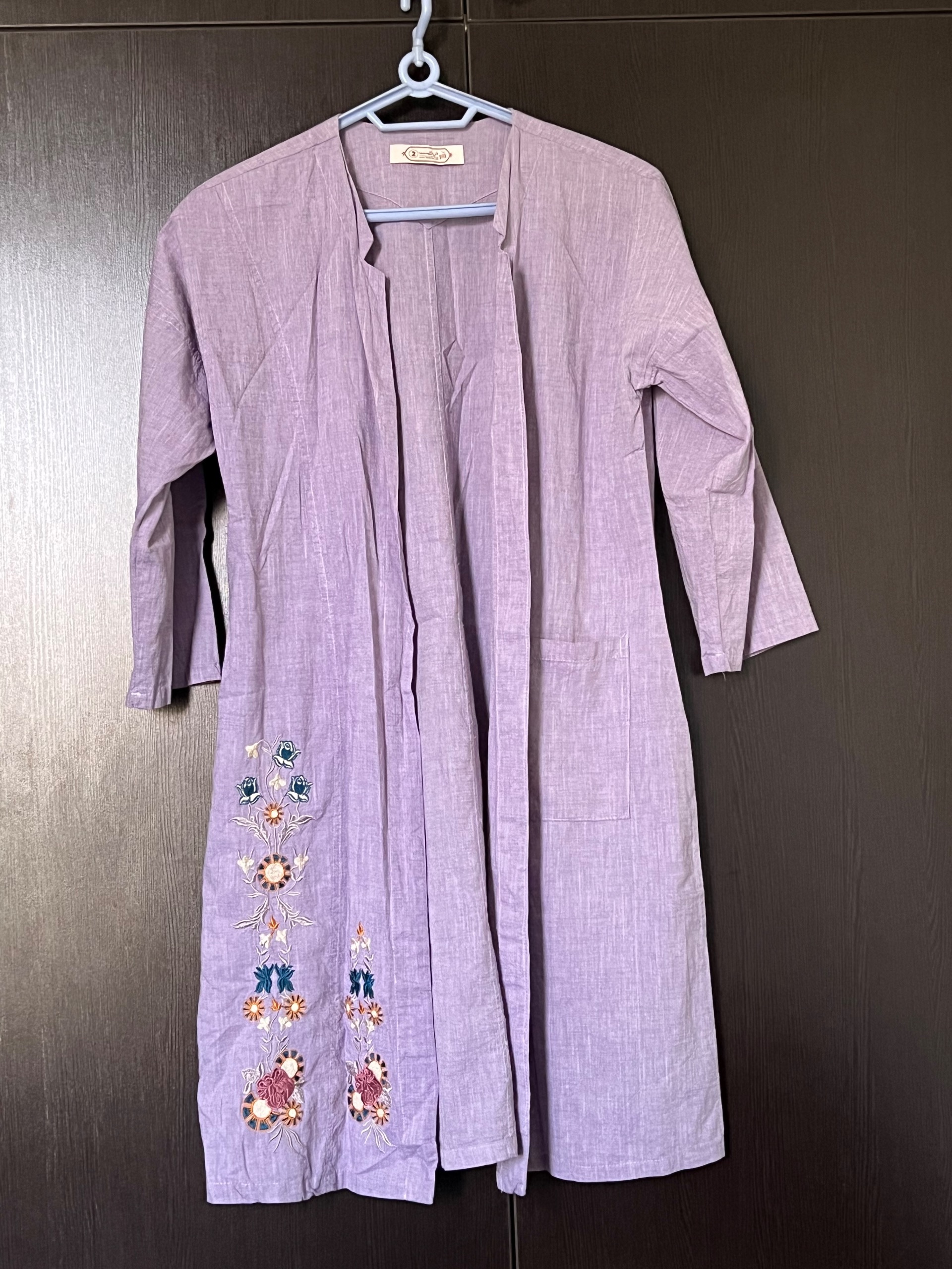 مانتو بنفش تندرست