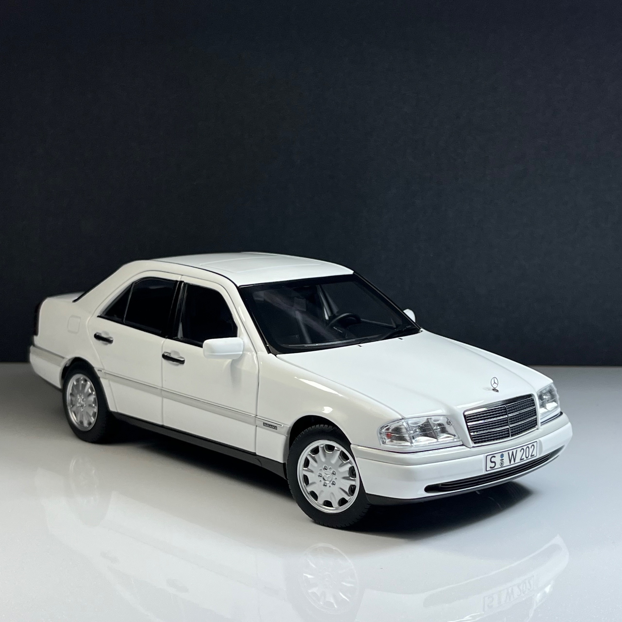 Mercedes-Benz C-Class W202