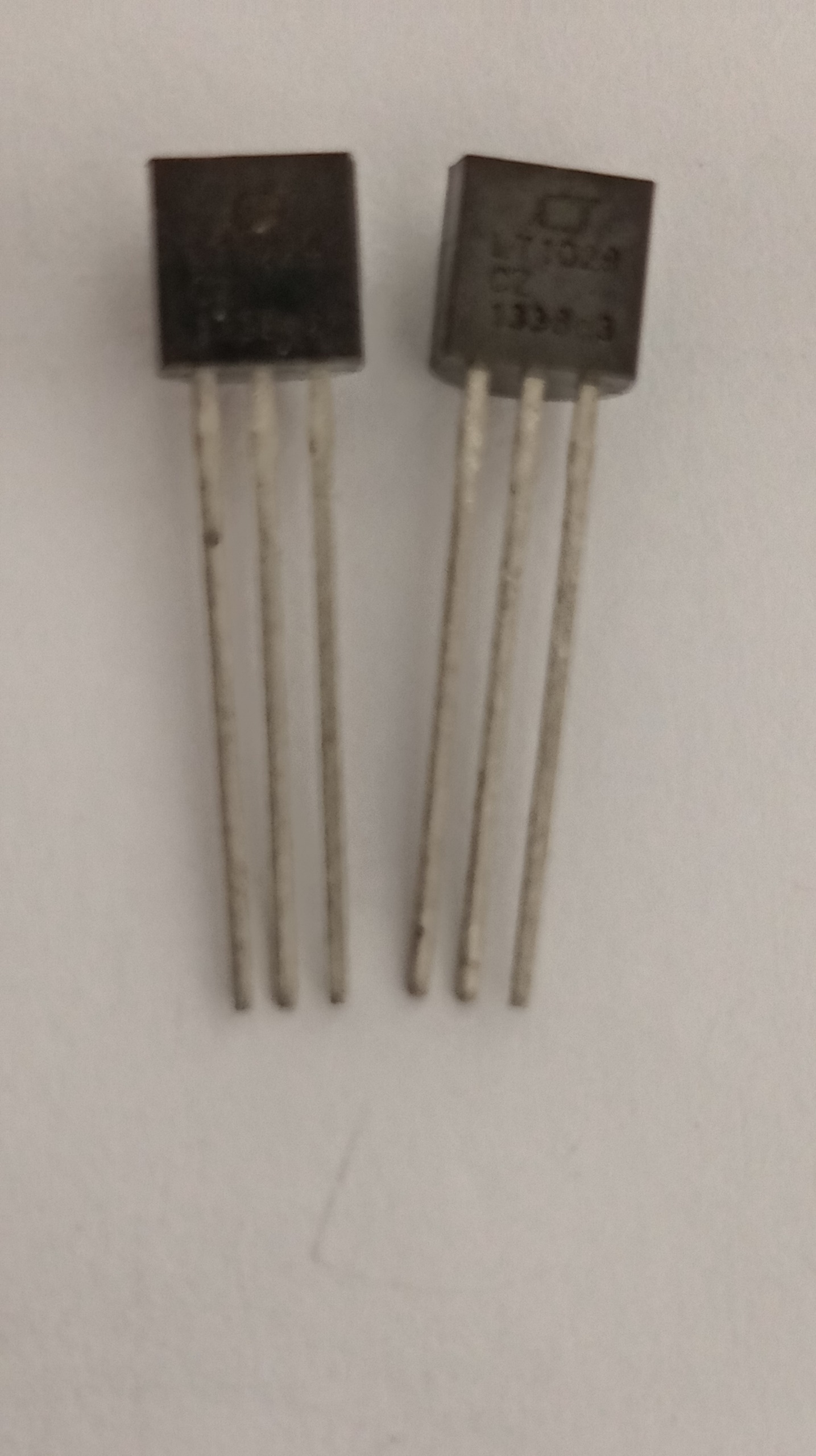 رگولاتور   LT1029CZ