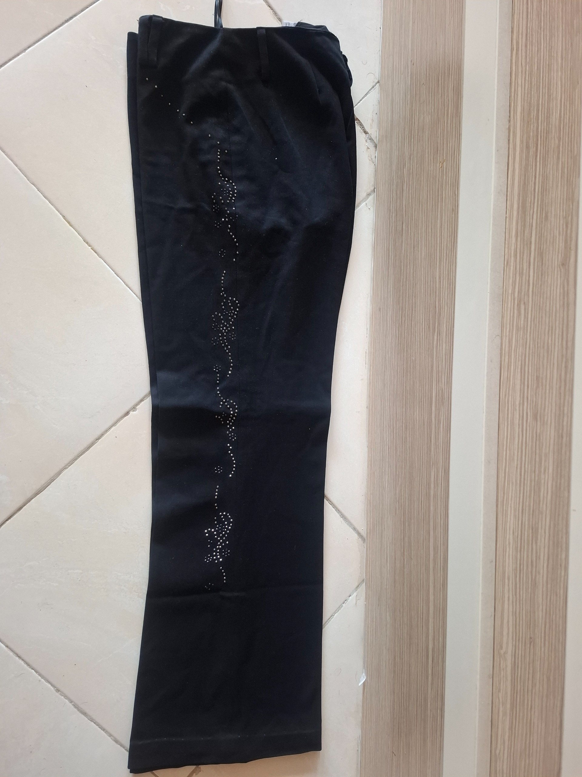 شلوار مجلسی راسته نگین دار، اصل ترکیه