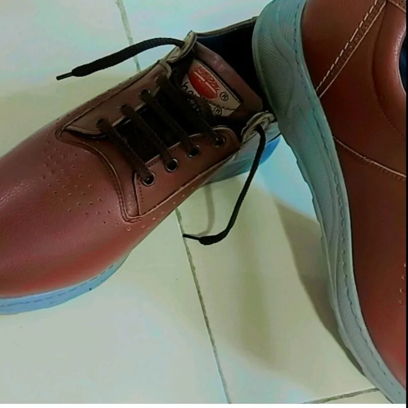 کفش کتونی رویه تمام چرم طبیعی درجه یک، سایز 44