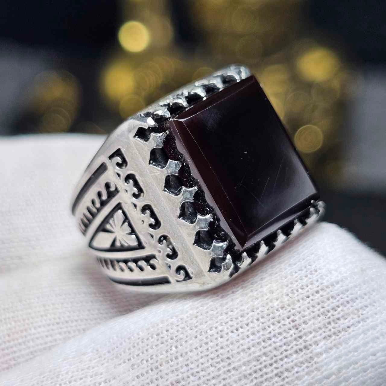 انگشتر نقره روس با عقیق جگری معدنی خراسانی 36581