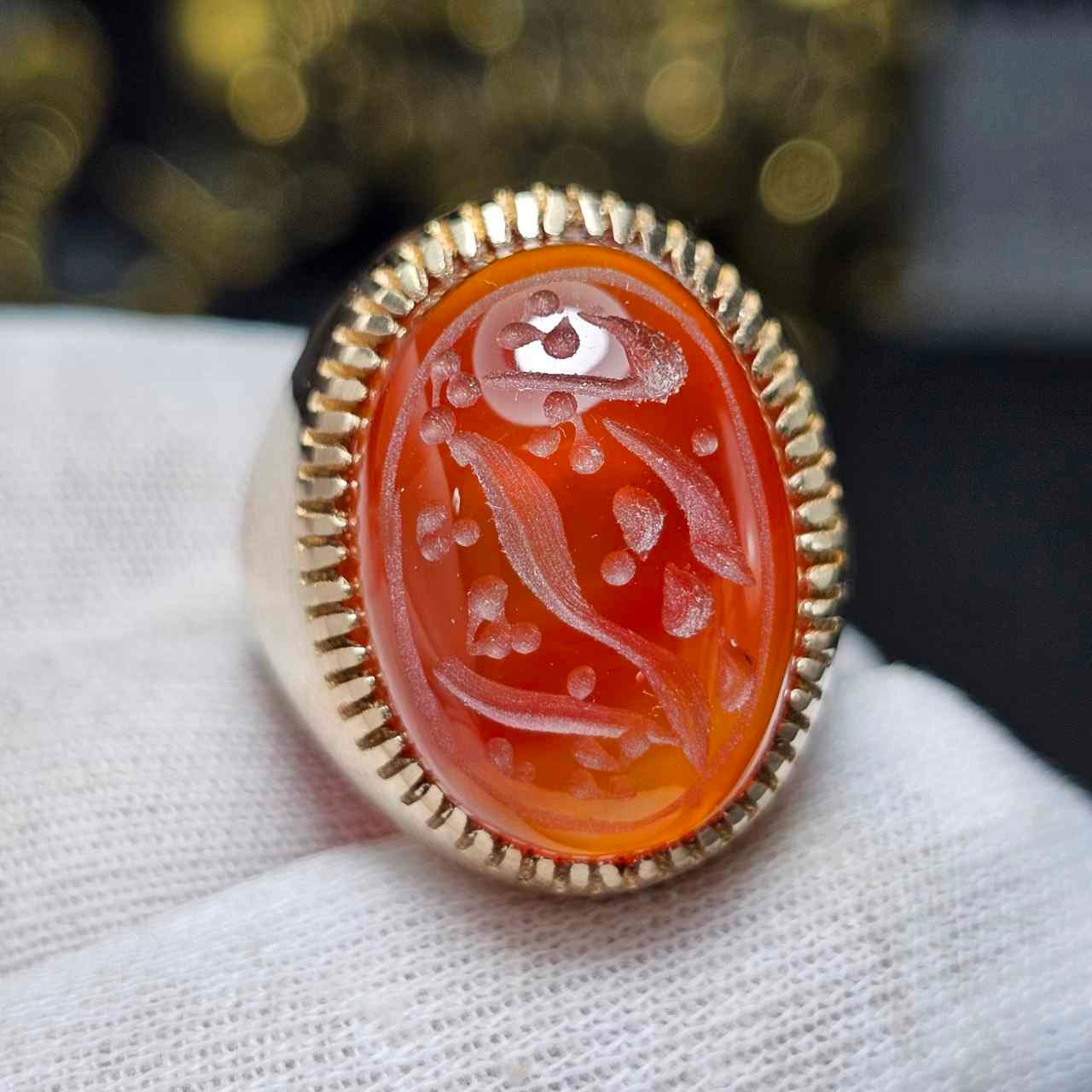 انگشتر طلاروس با سنگ عقیق سبز معدنی خط دست 36557