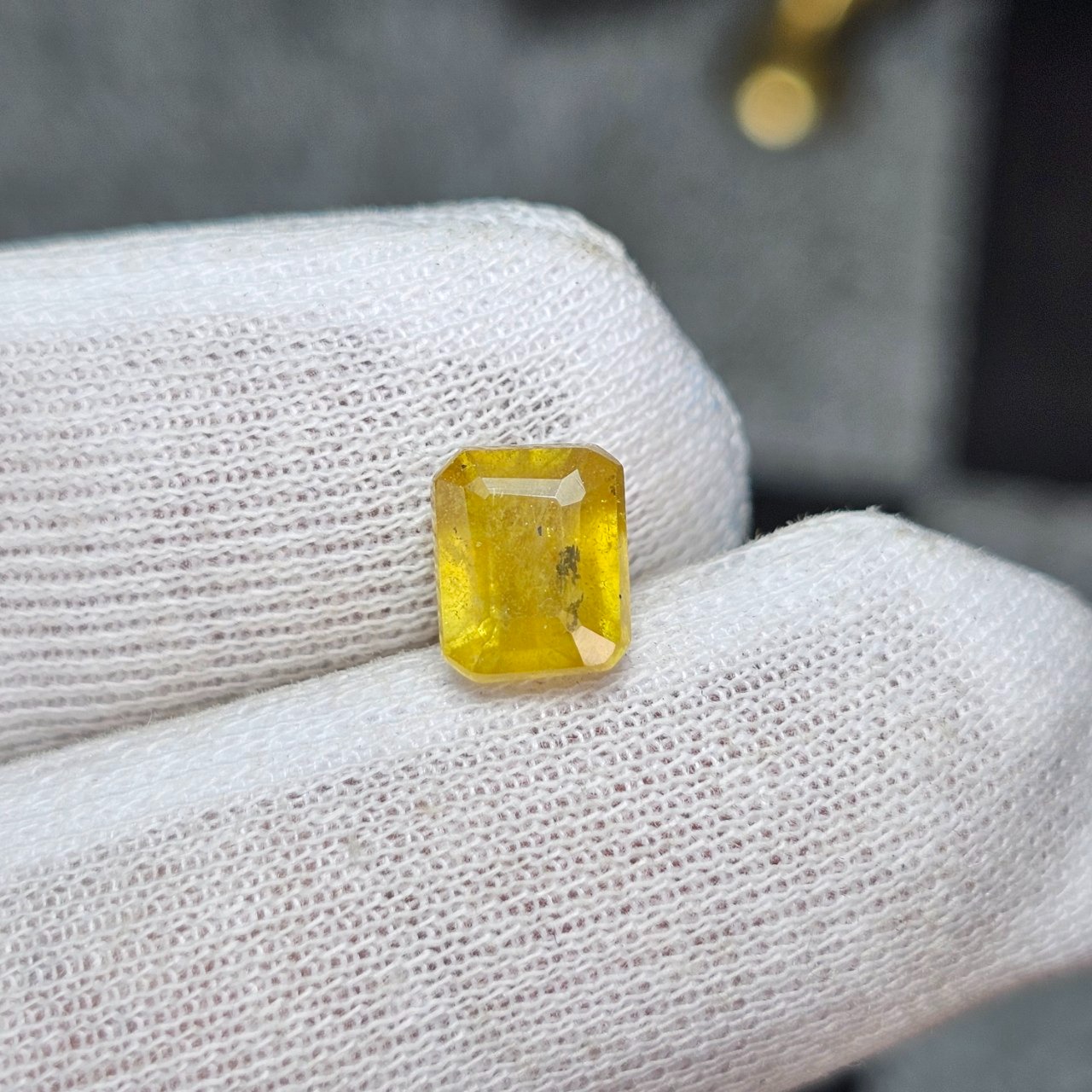 نگین سنگ یاقوت زرد معدنی آفریقای 36440