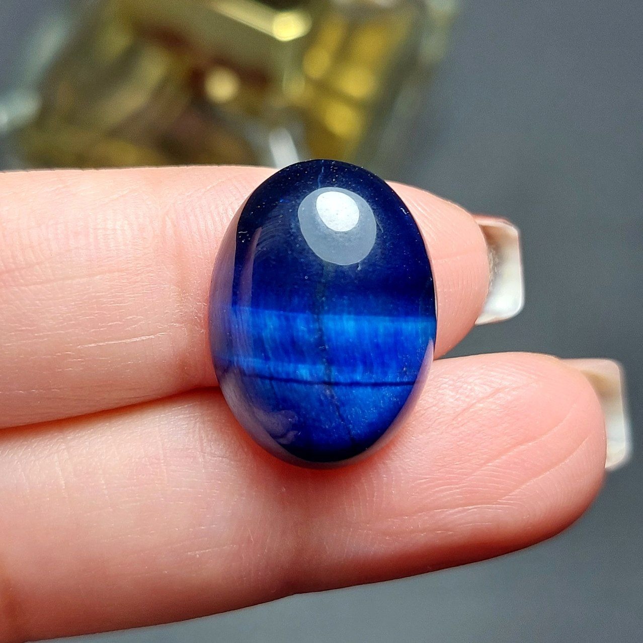 نگین سنگ چشم ببر معدنی m1031