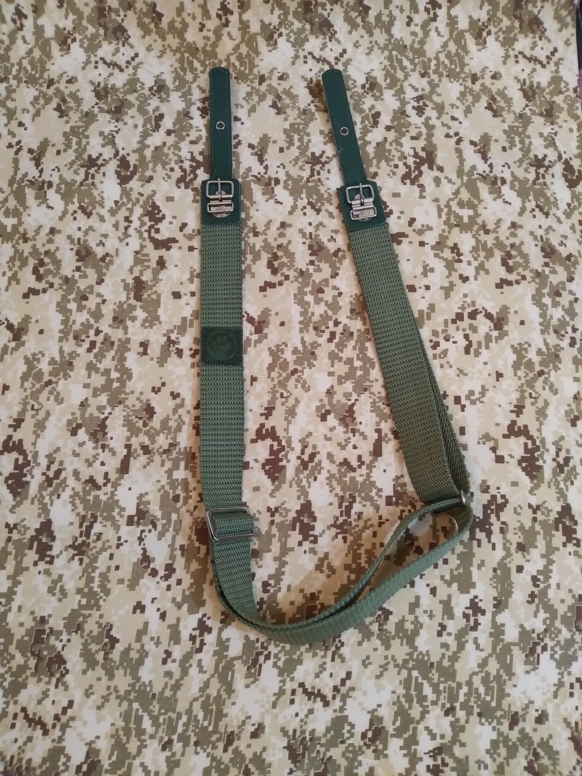بند تفنگ برزنتی برند forester رنگ سبز ارتشی