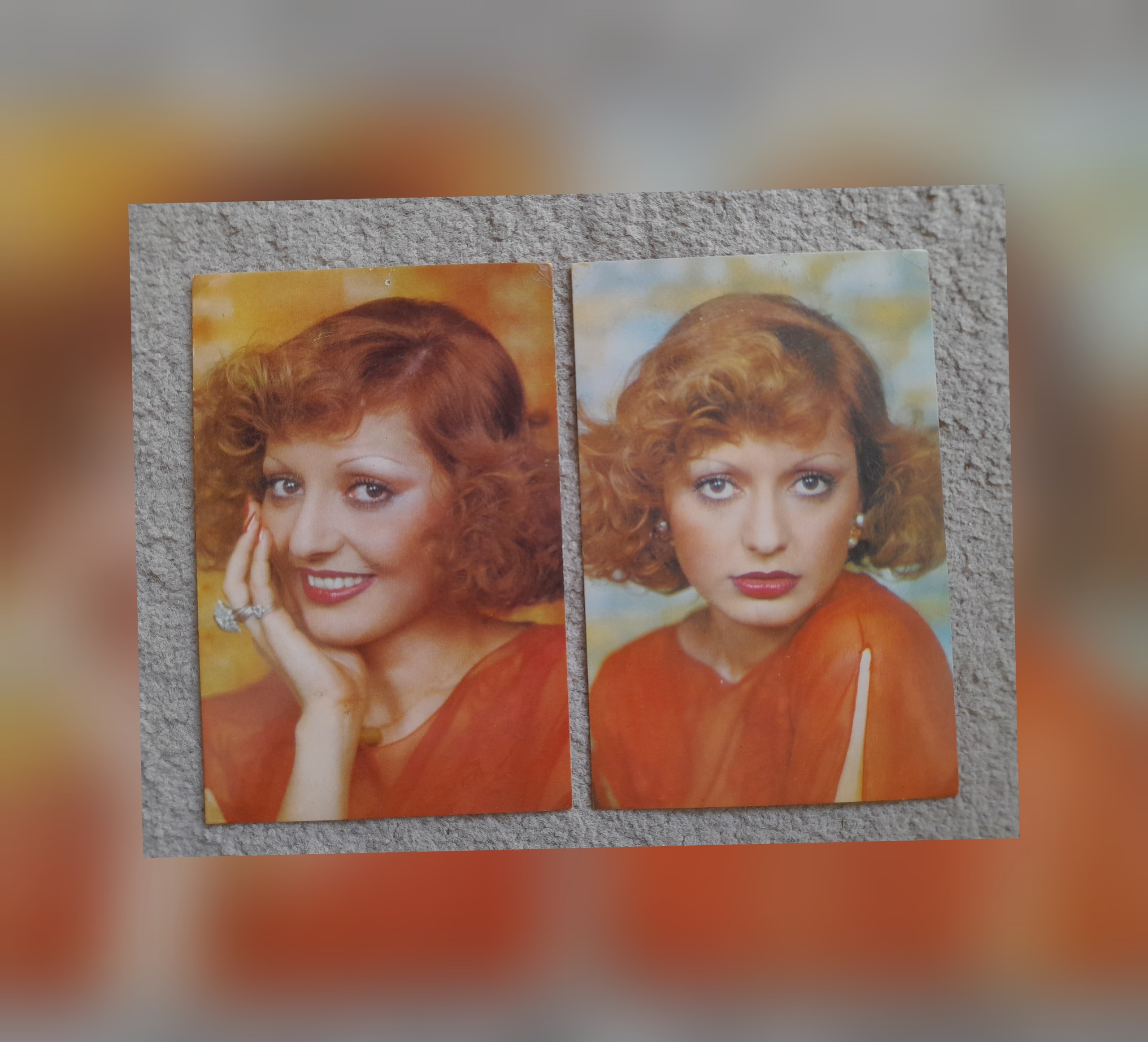 عکس گوگوش (دو قطعه)