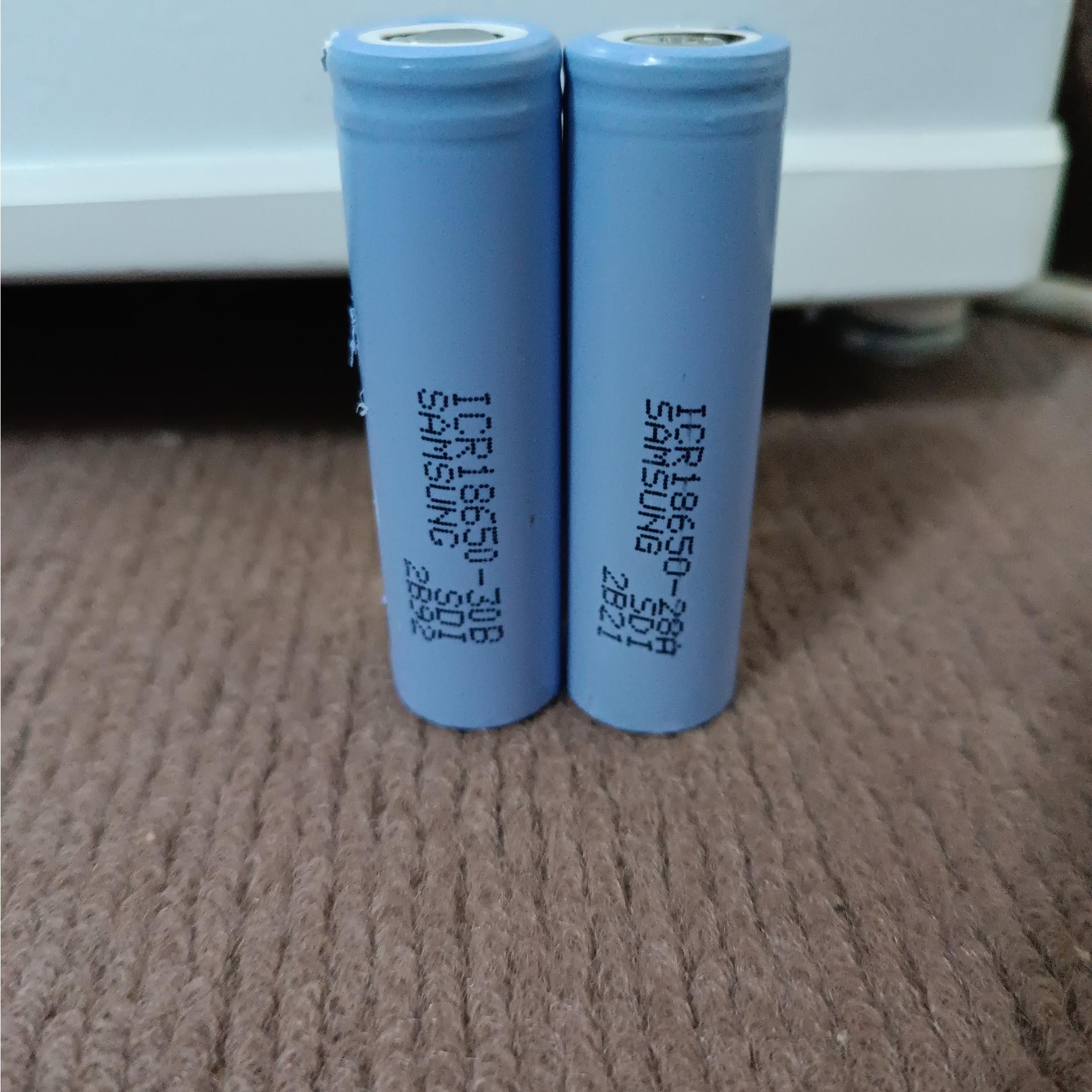 2عدد باتری استوک 18650 سامسونگ