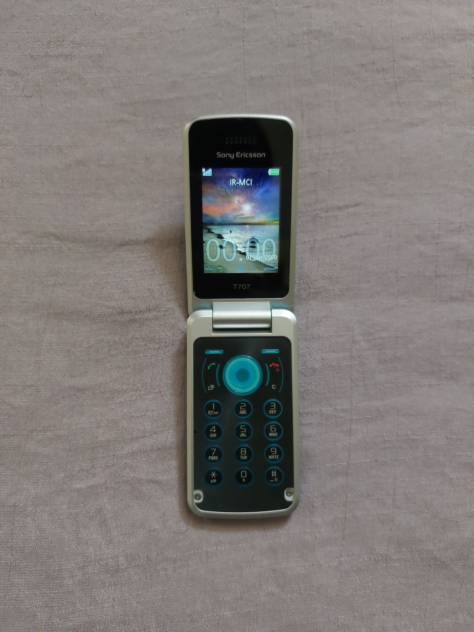 Sony ericsson t707
