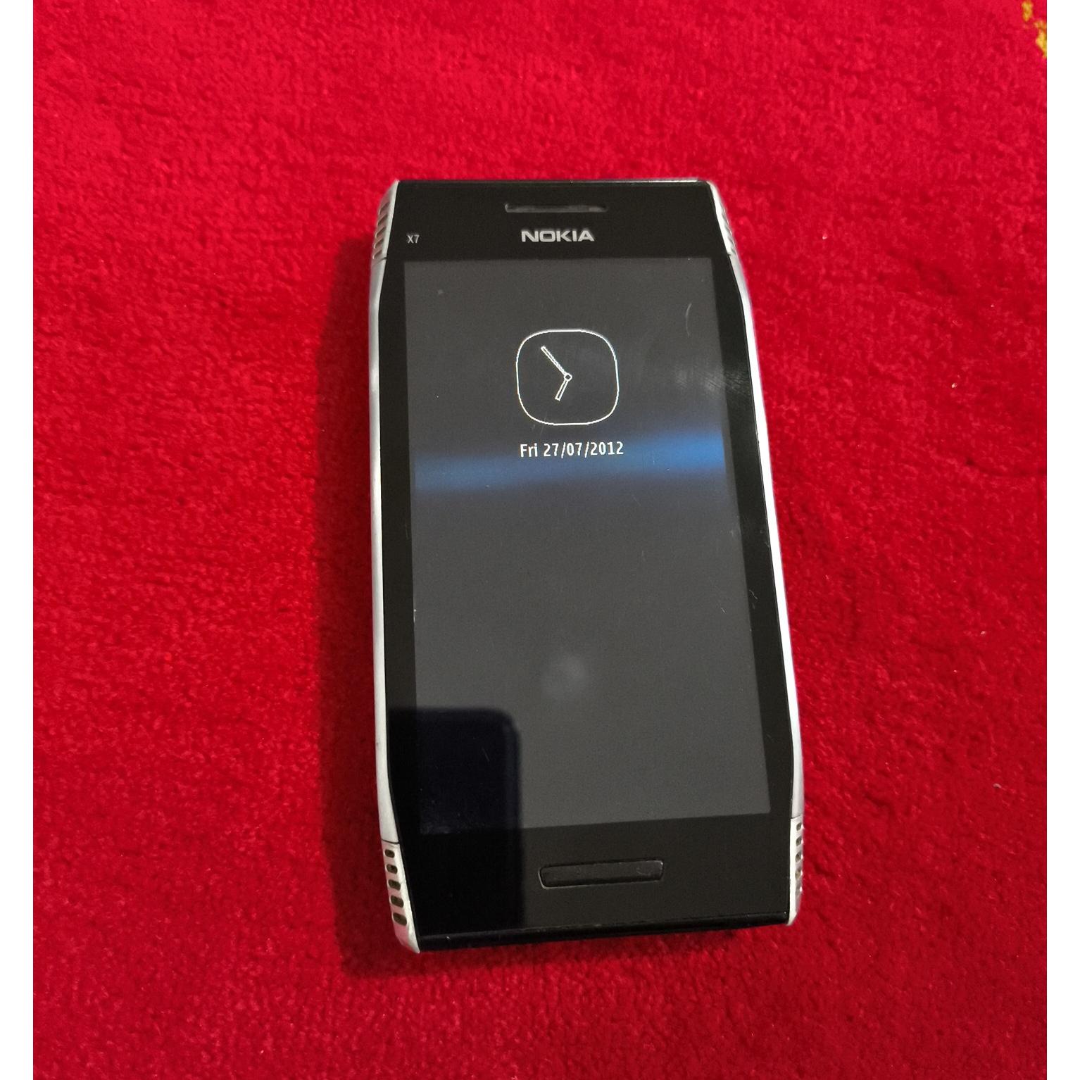 نوکیا x7-00 درجه یک