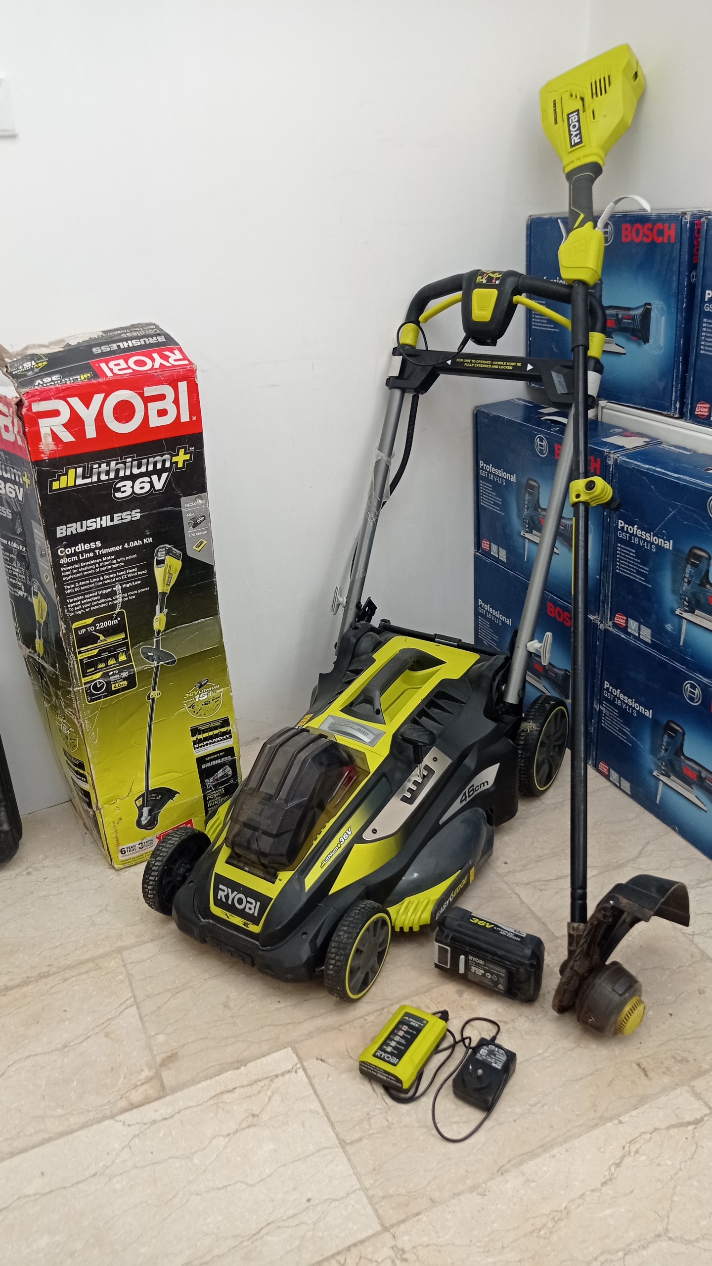 چمن زن و شمشادزن شارژی 36 ولت براشلس ریوبی Ryobi