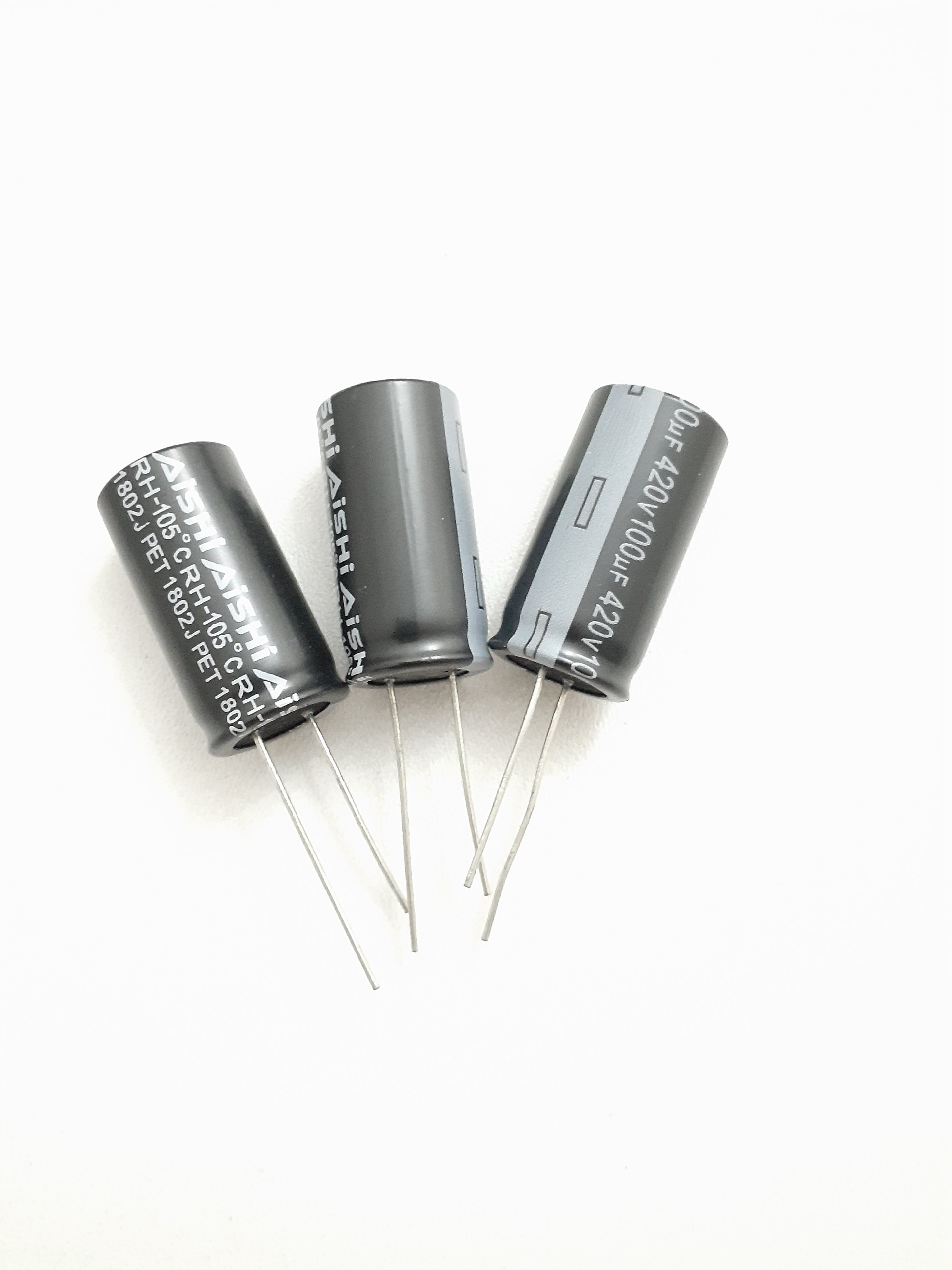 خازن الکترولیتی 420v 100uf (پک 3تایی)
