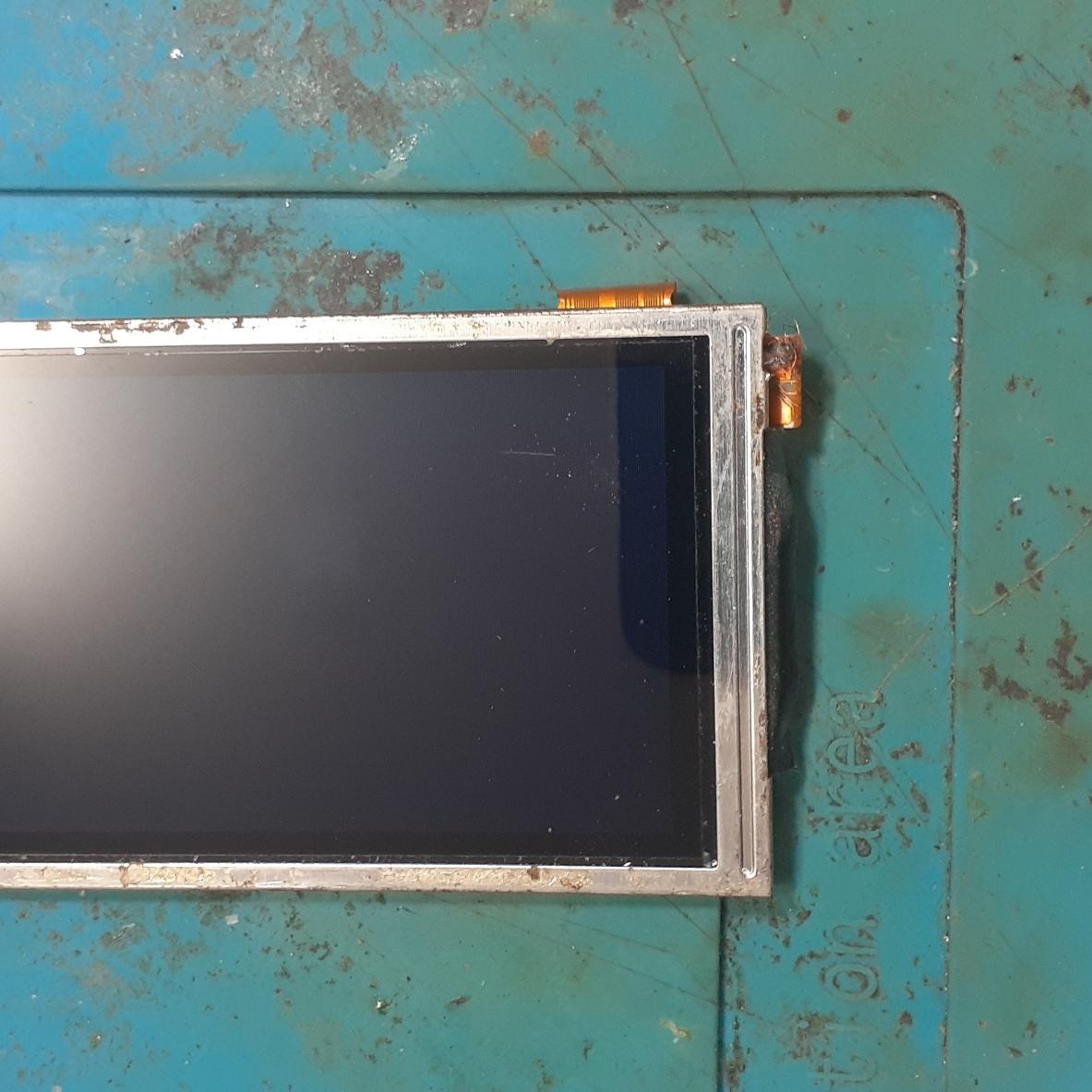 ال سی دی گوشی سونی اریکسونP910i