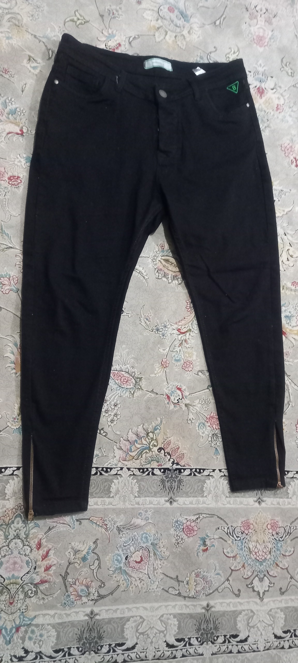 شلوار مشکی طبق عکس