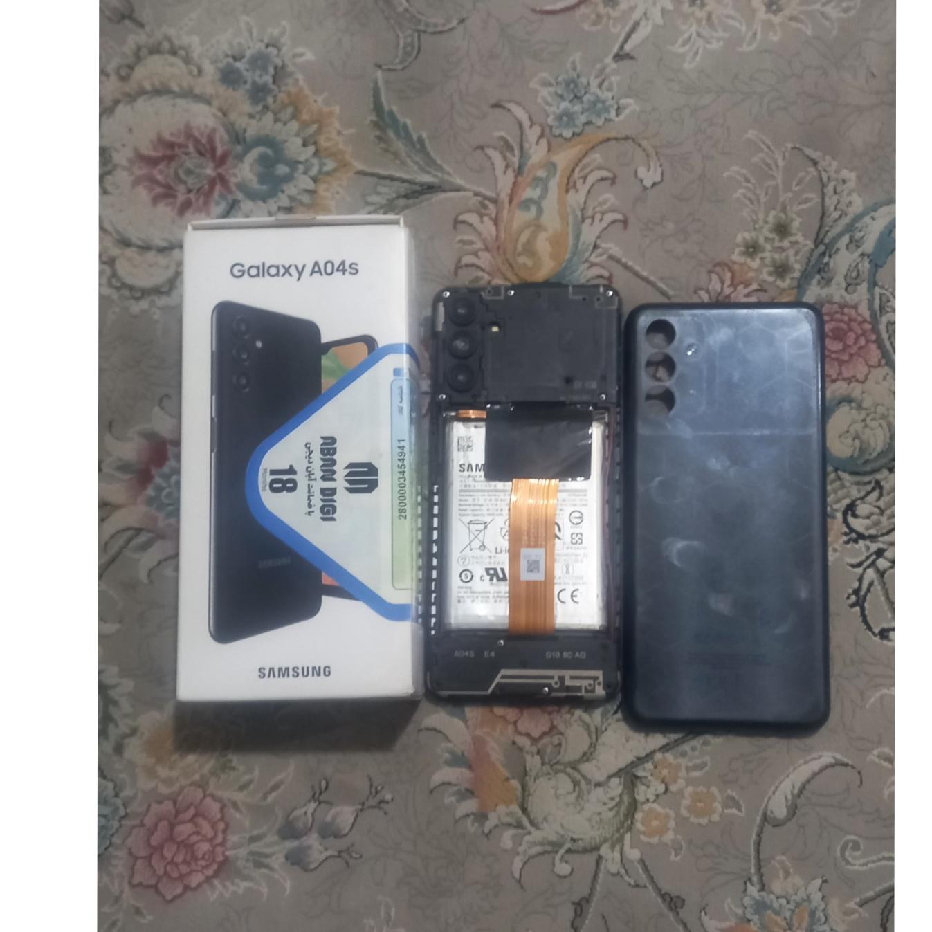 موبایل سامسونگ A04S معیوب