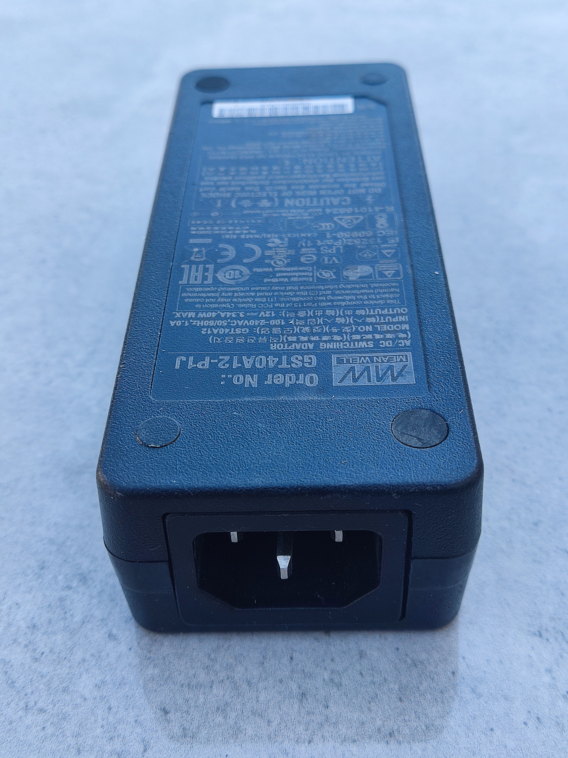 آداپپتور12 ولت 3.34A استوک نو mean well