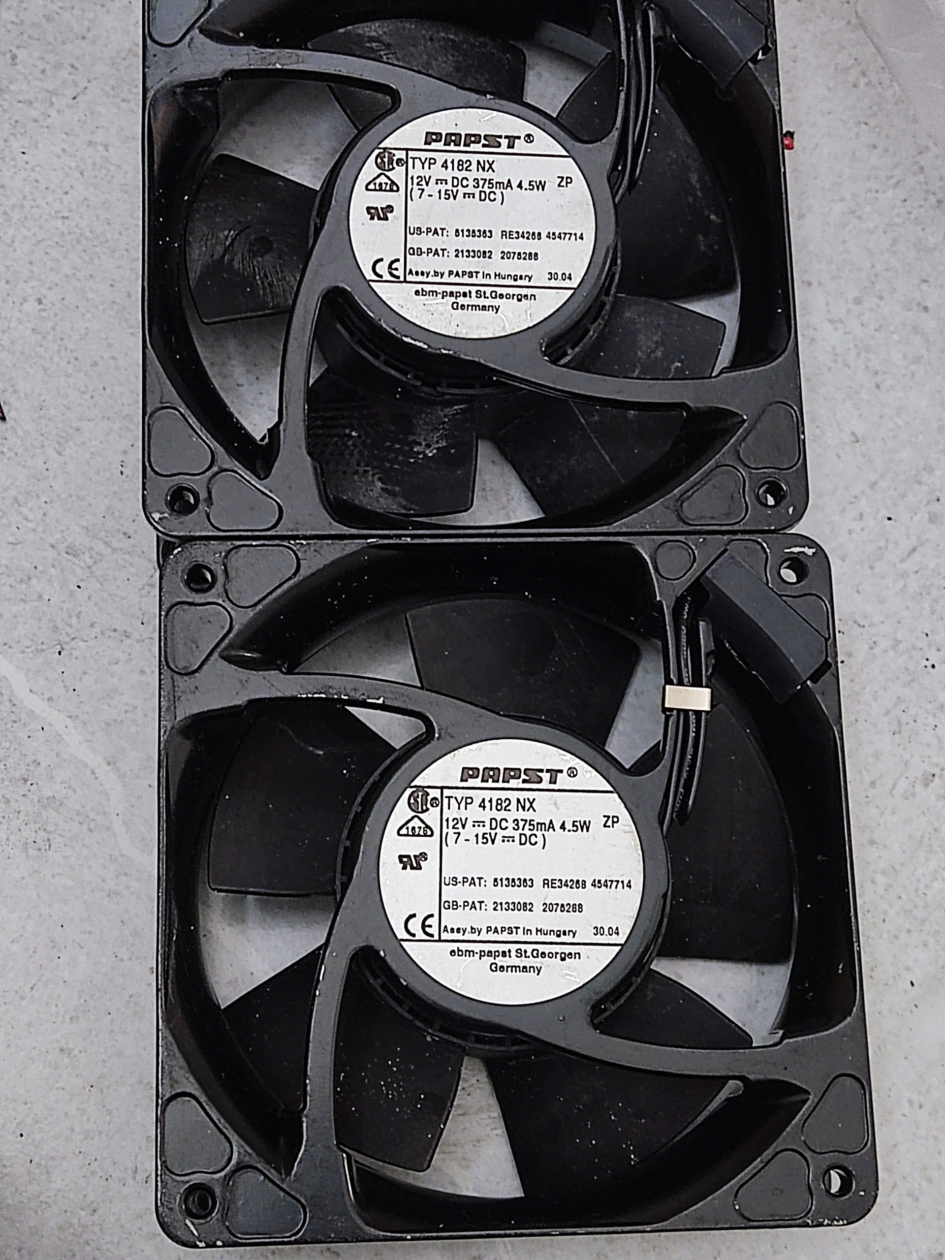 فن papst 375ma 12v