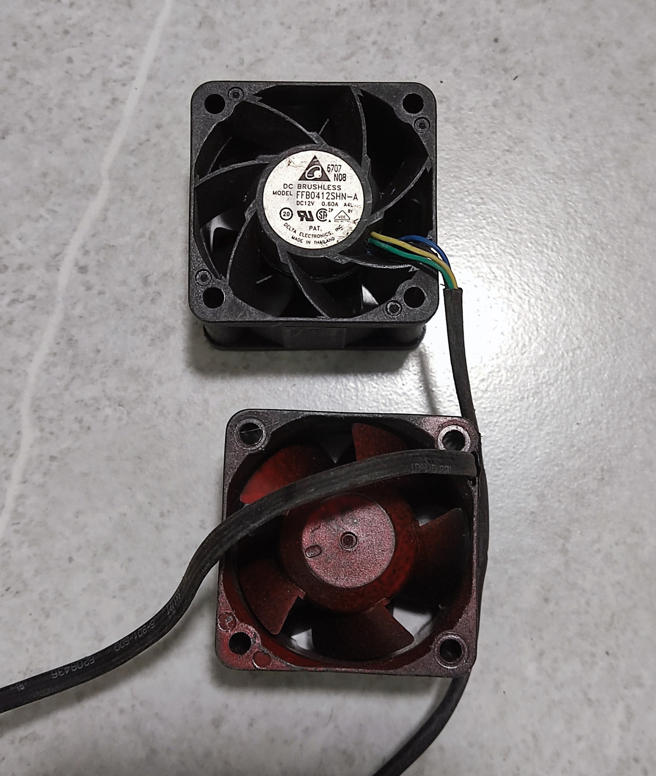 فن دلتا 0/60 آمپر 12 ولت