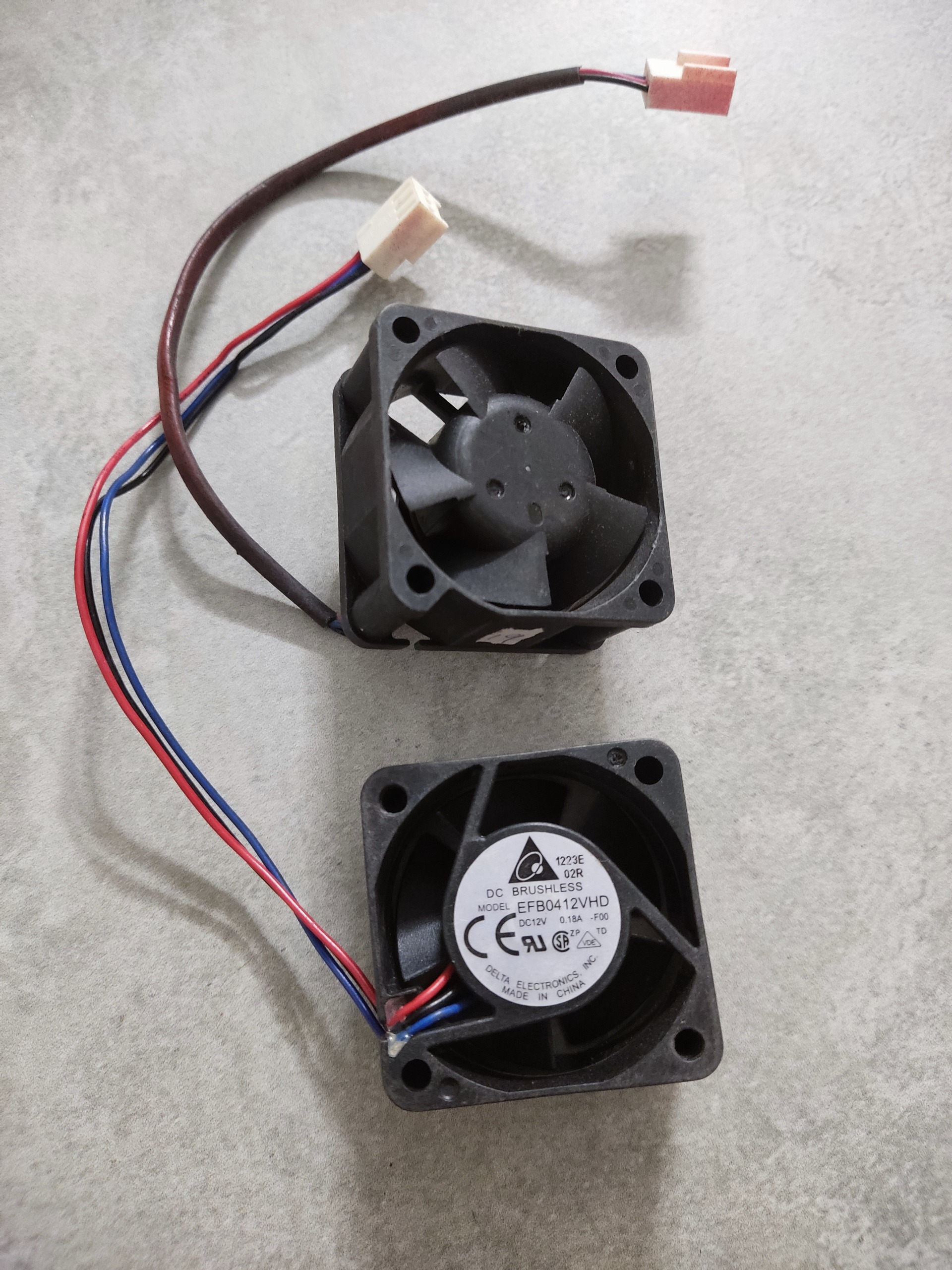 فن دلتا 0/18 آمپر 12ولت