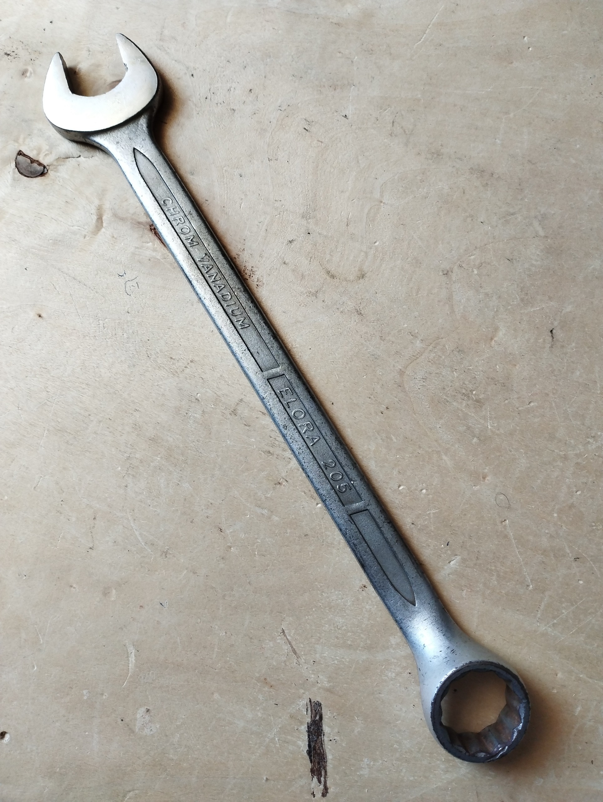 اچاریکسر رینگ الورا آلمانی سایز26