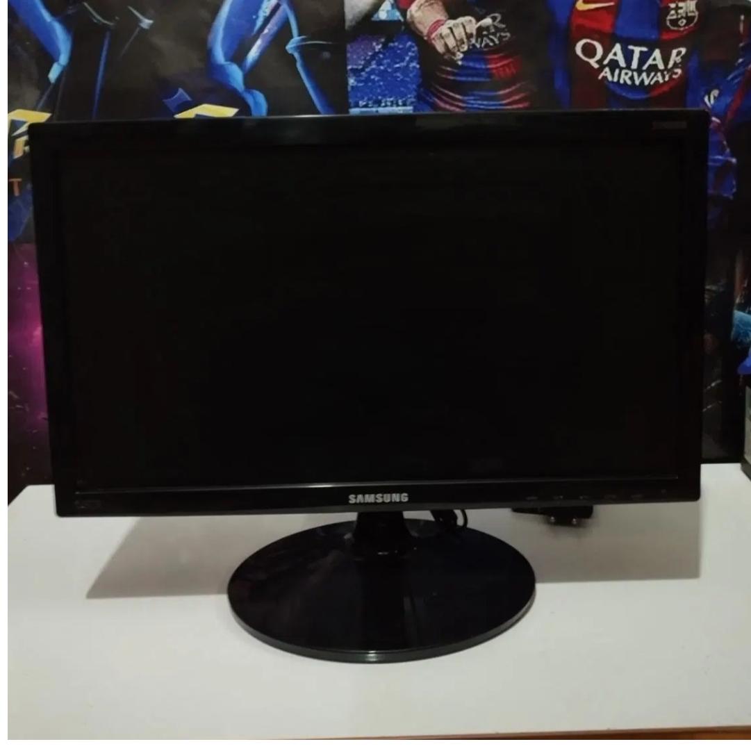 مانیتور سامسونگ LED s19d300