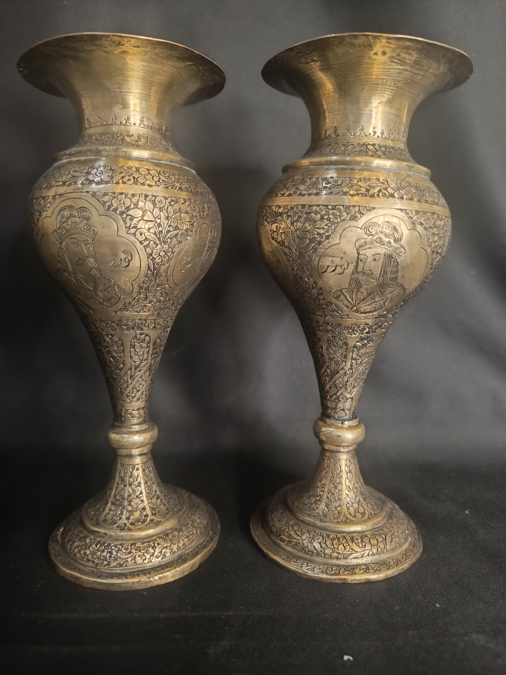 جفت گلدان برنجی قلم کهنه