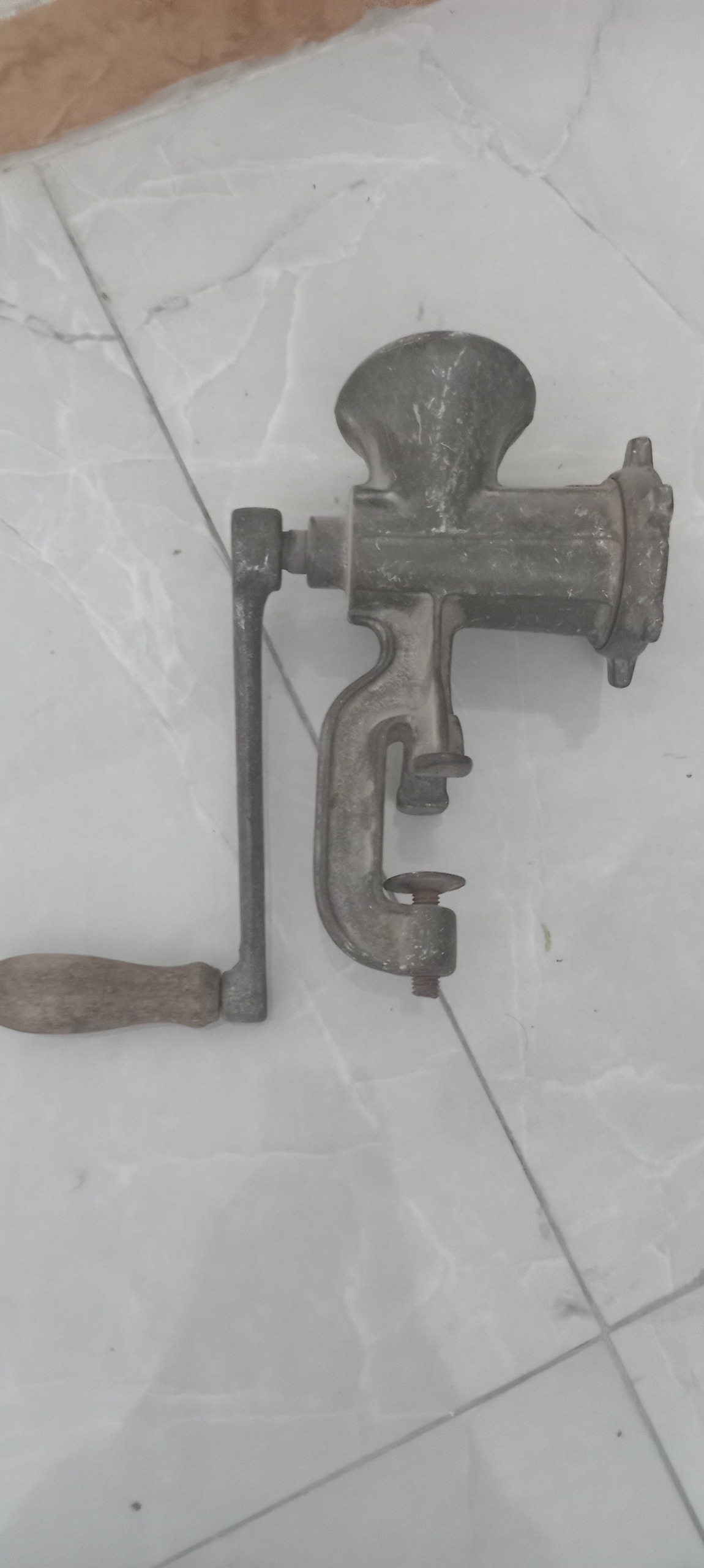 چرخ گوشت دستی