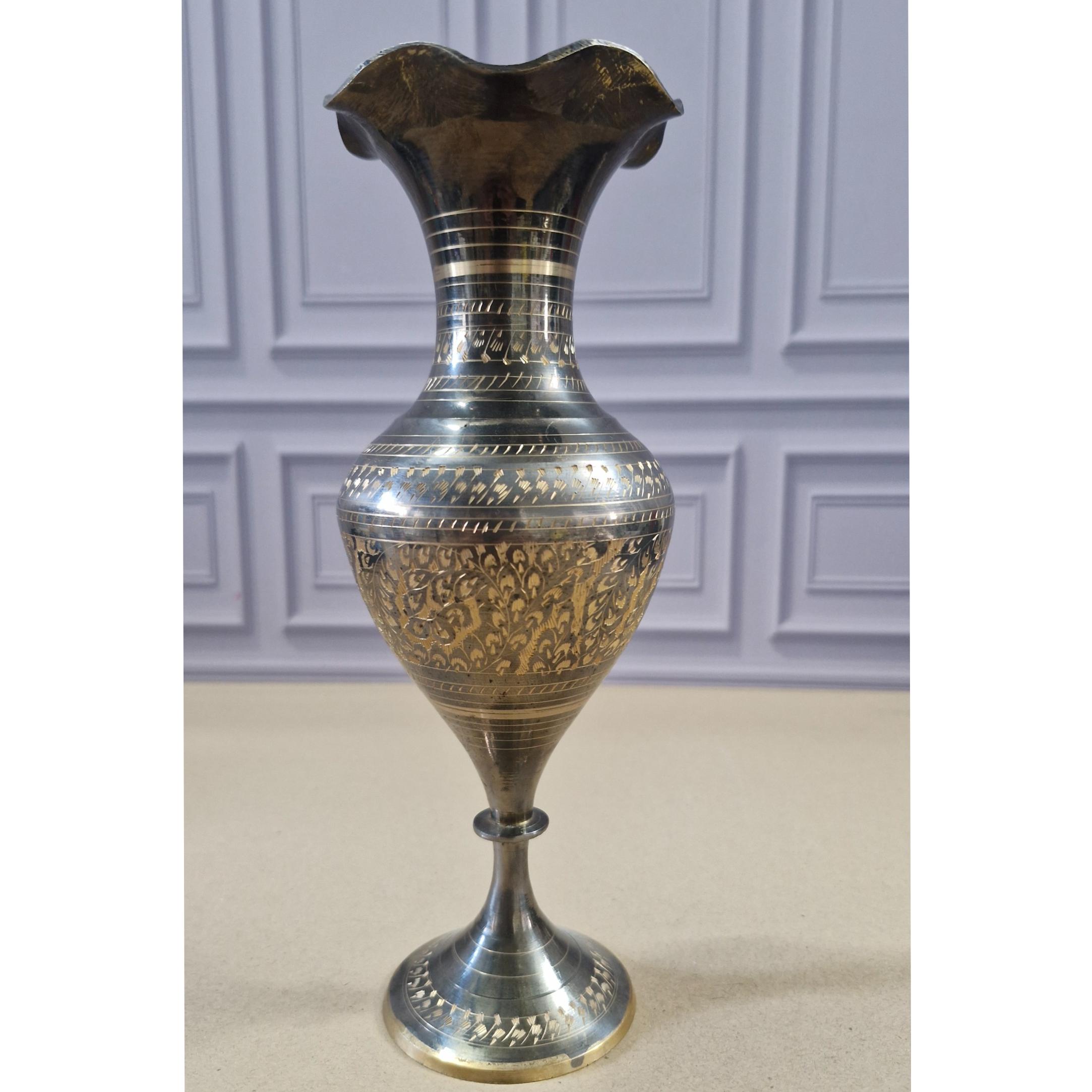 گلدان برنجی هندی