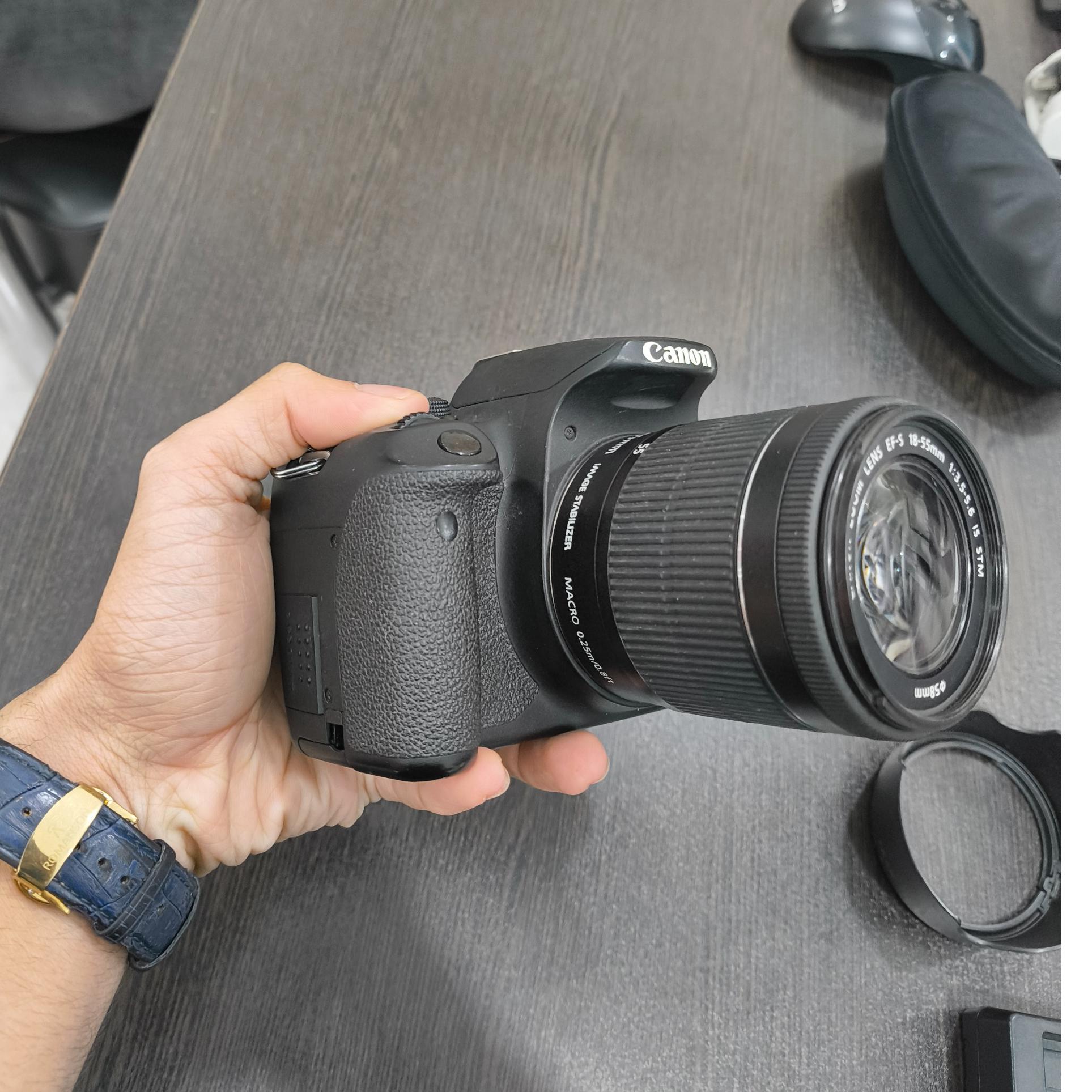 کانن kiss x7i یا همون 700d تمیز عالی