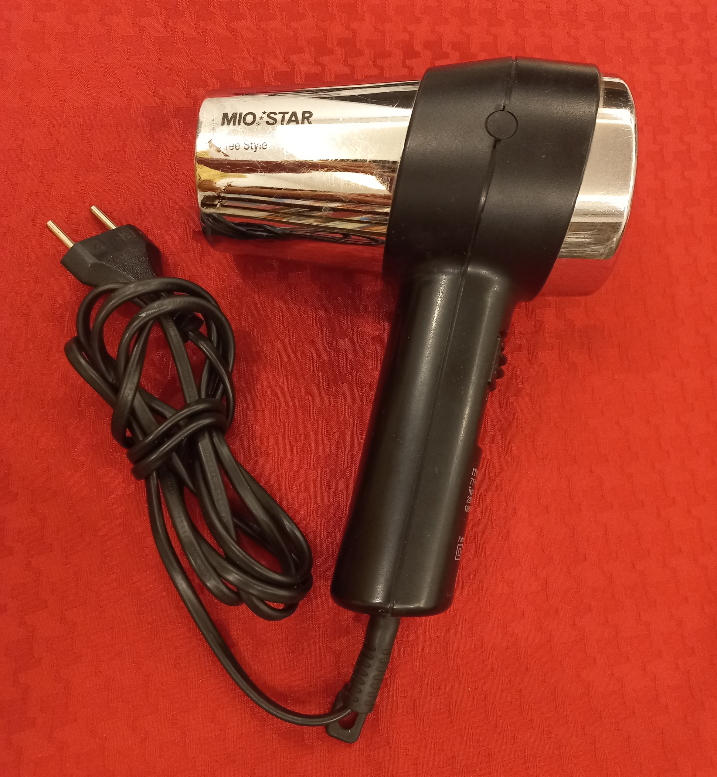 سشوار سوئیسی اصل 1600 وات