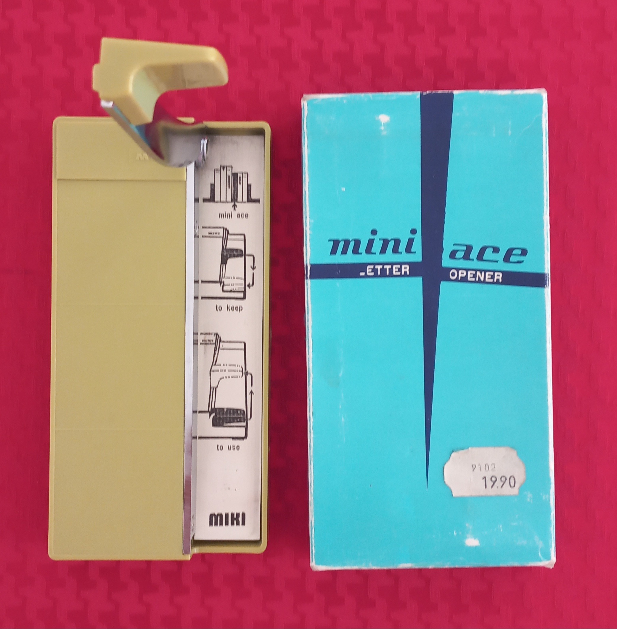 دستگاه برش کاغذ و عکس  (ساخت ژاپن)