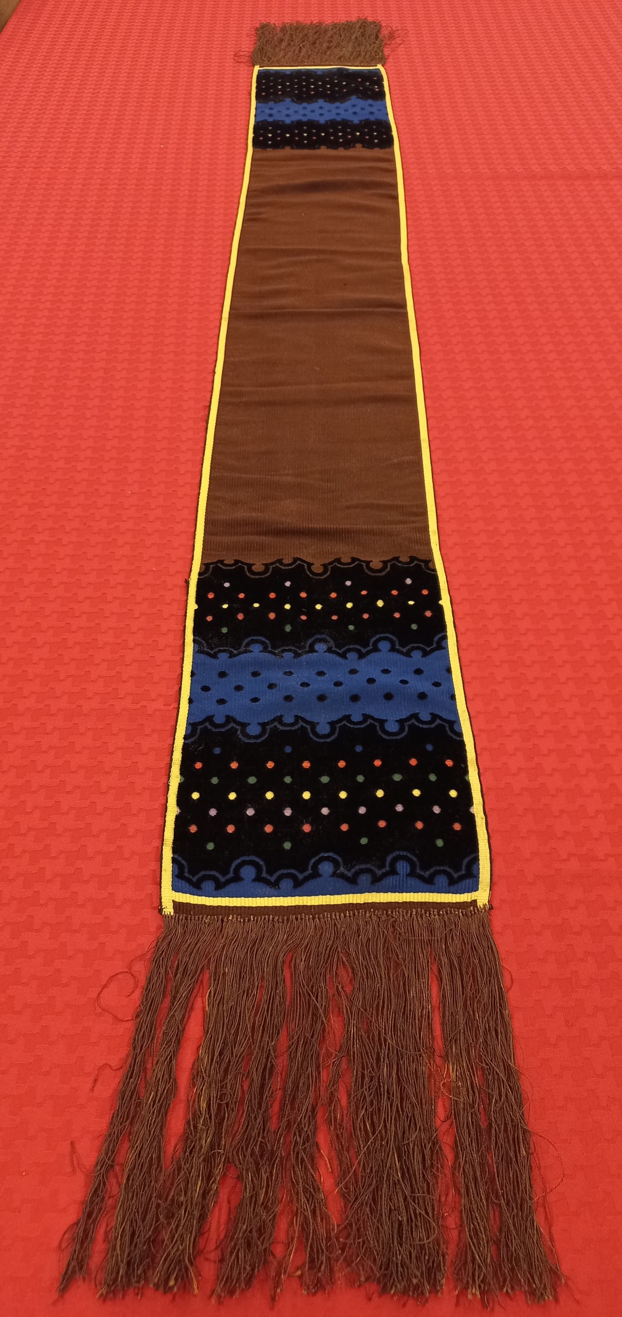 رانر خارجی مخمل قدیمی