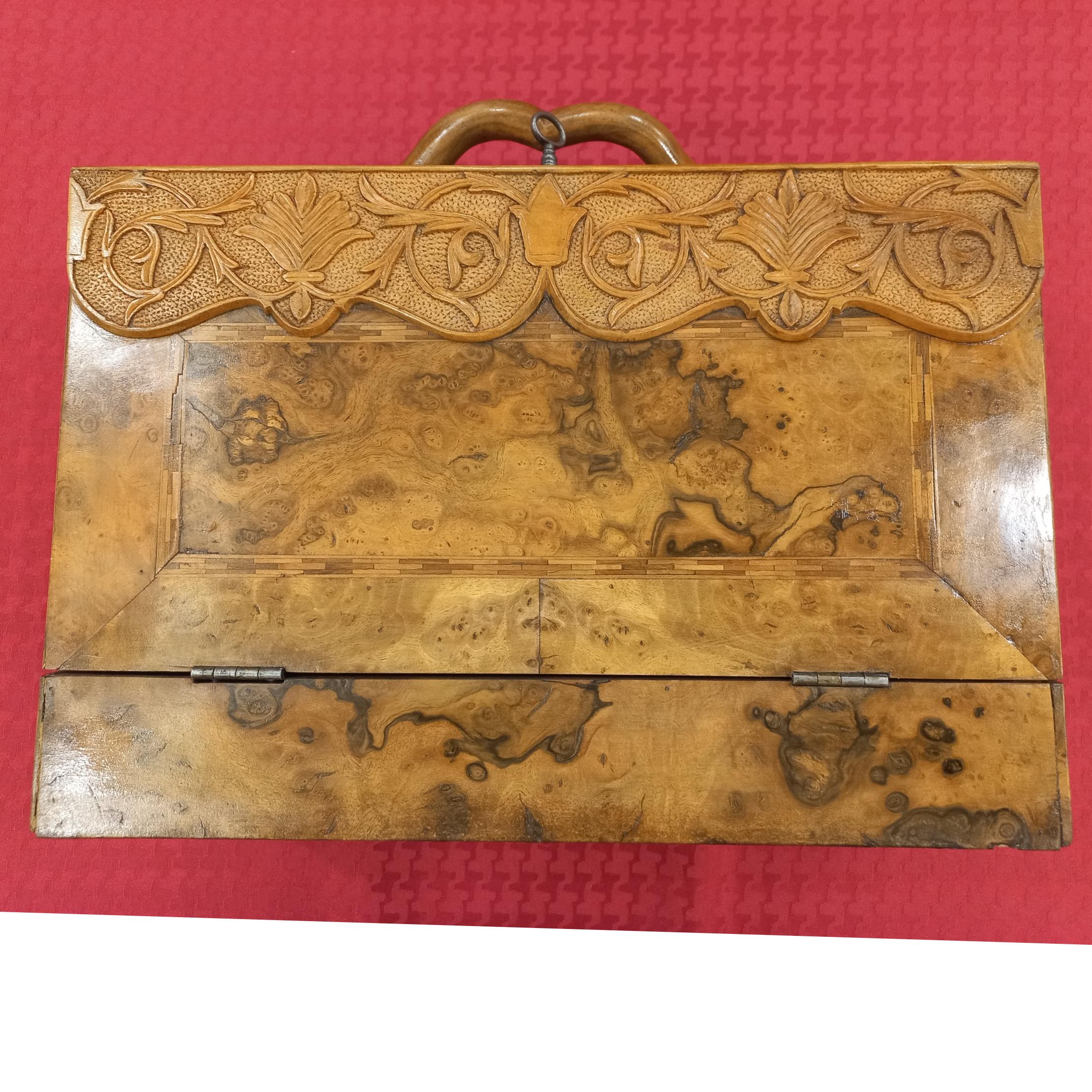 صندوقچه قدیمی کمیاب