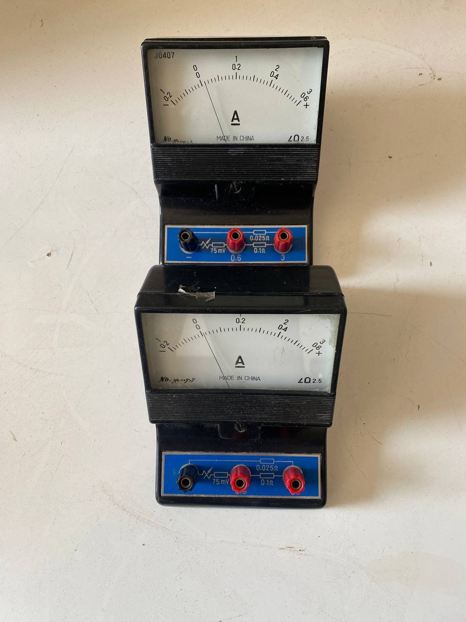 مولتی متر رو میزی