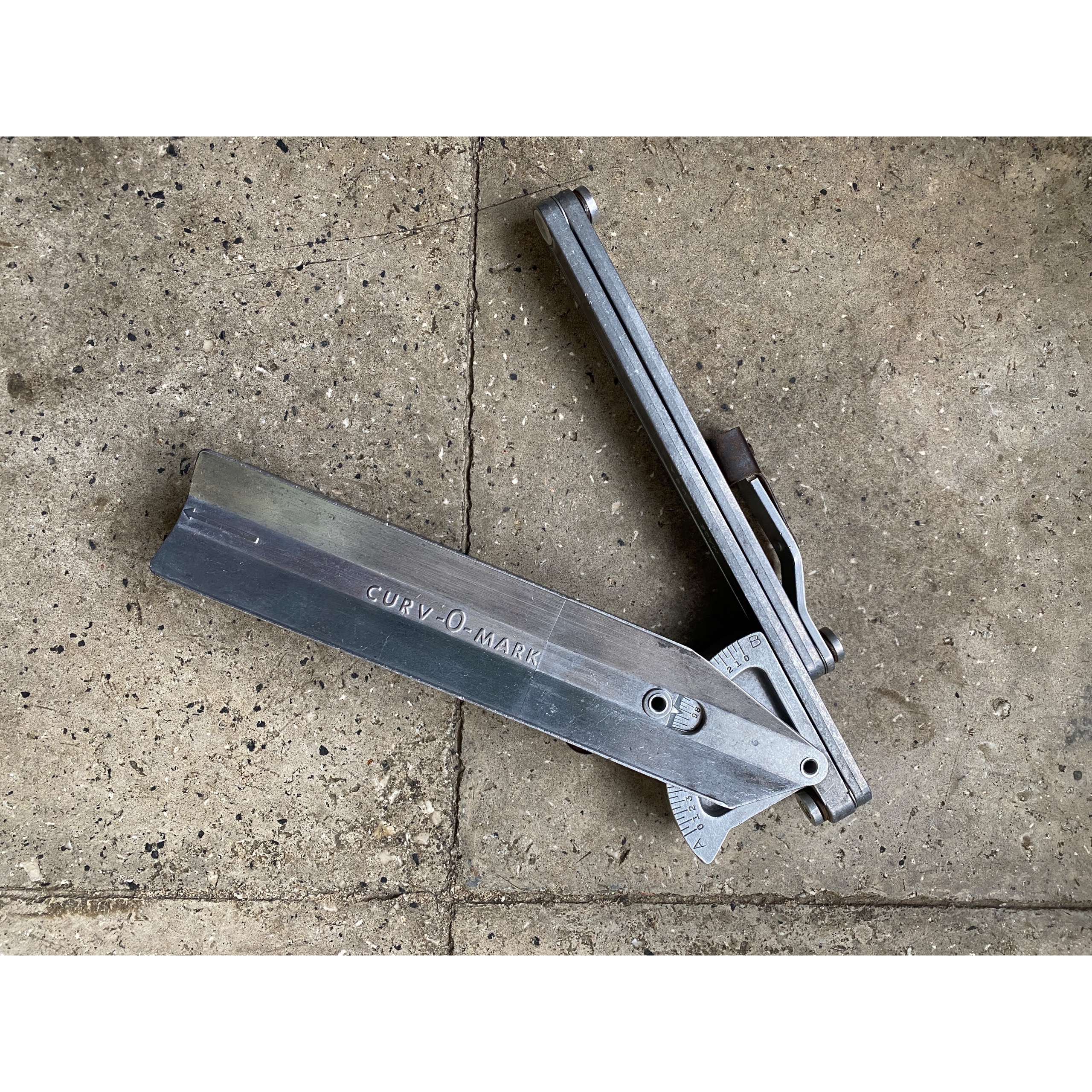 زاویه سنج امریکایی