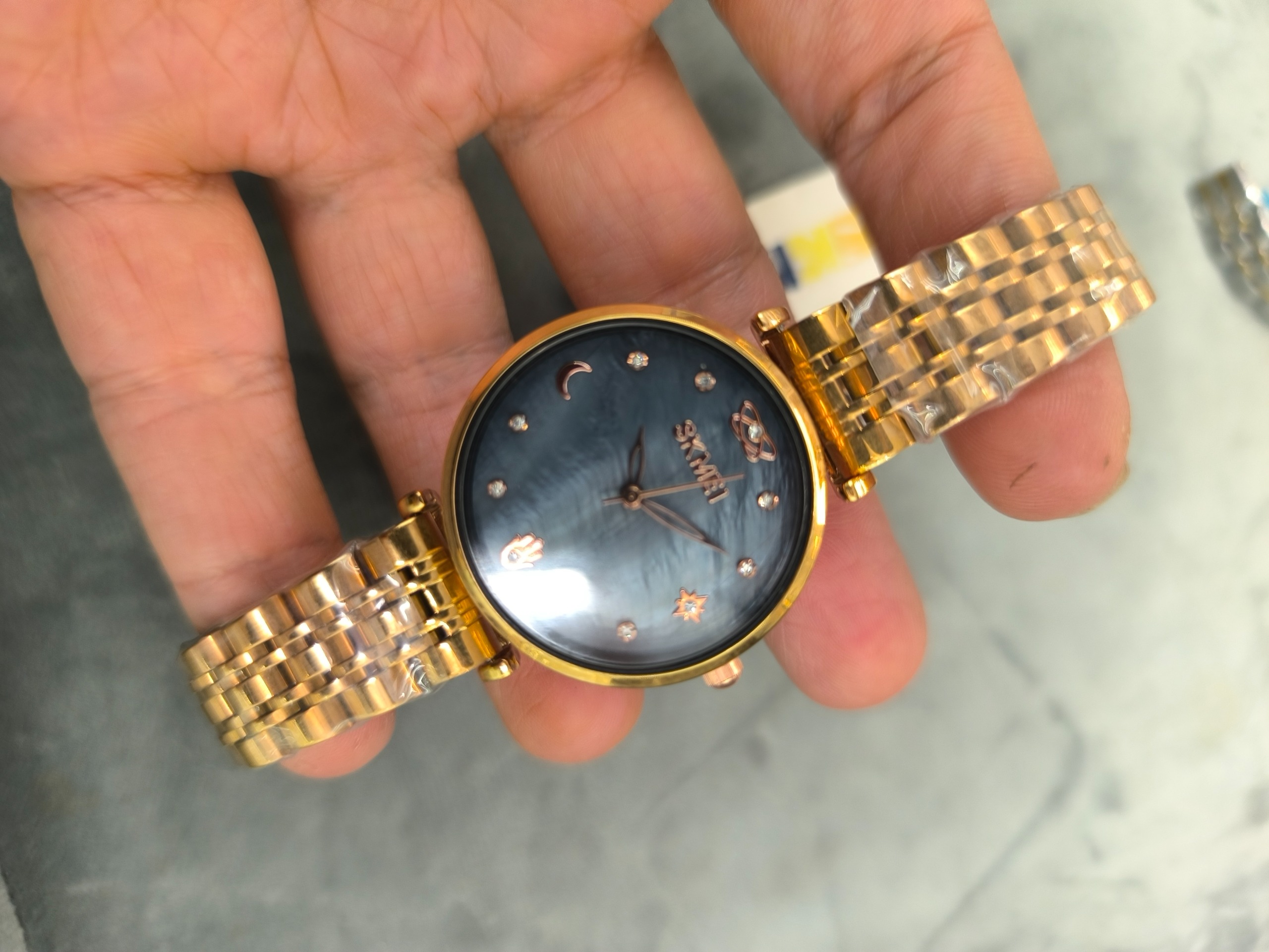 ساعت زنانه اسکمی