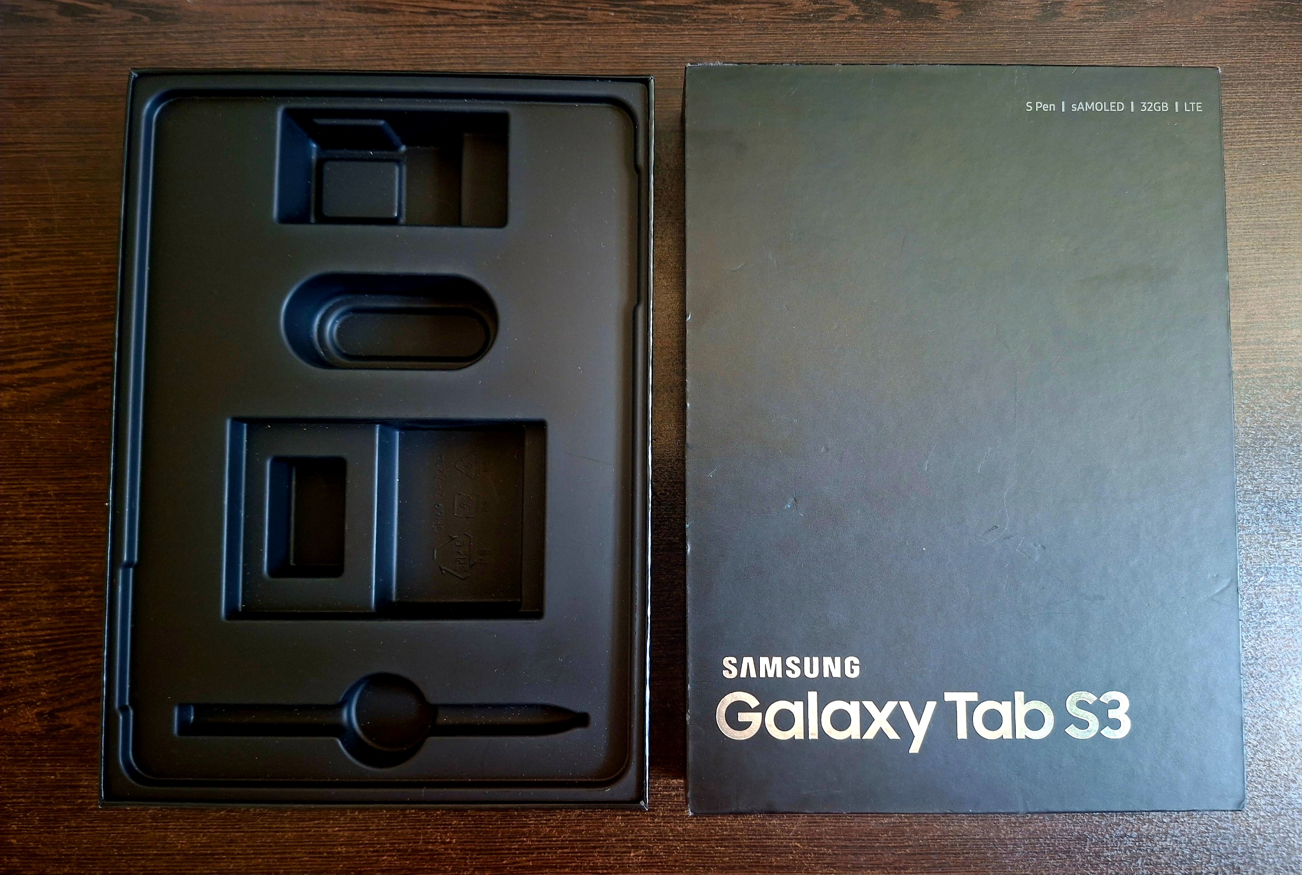 جعبه کارتن تبلت سامسونگ Samsung Galaxy Tab S3