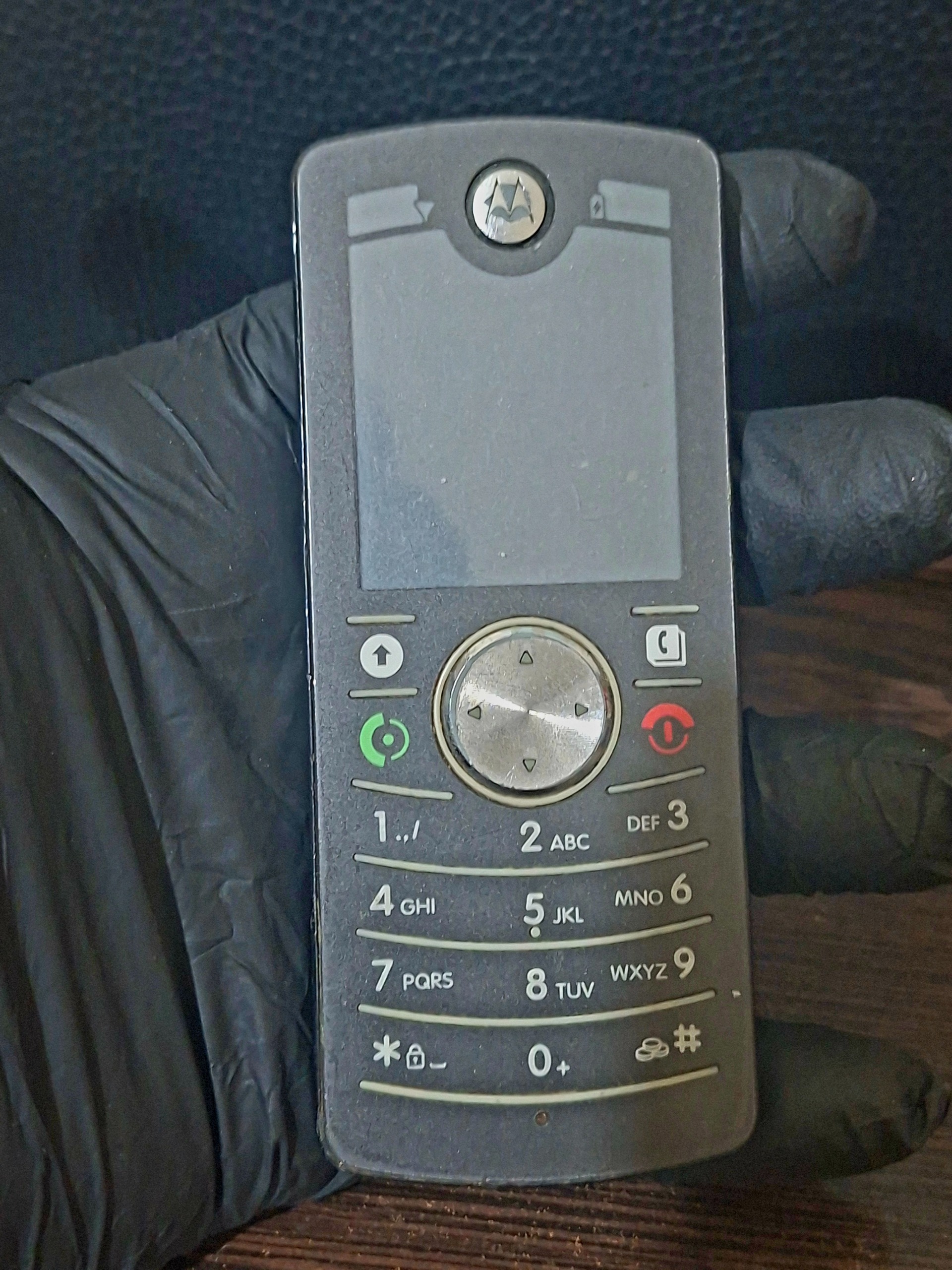 گوشی موبایل موتورولا Motorola F3