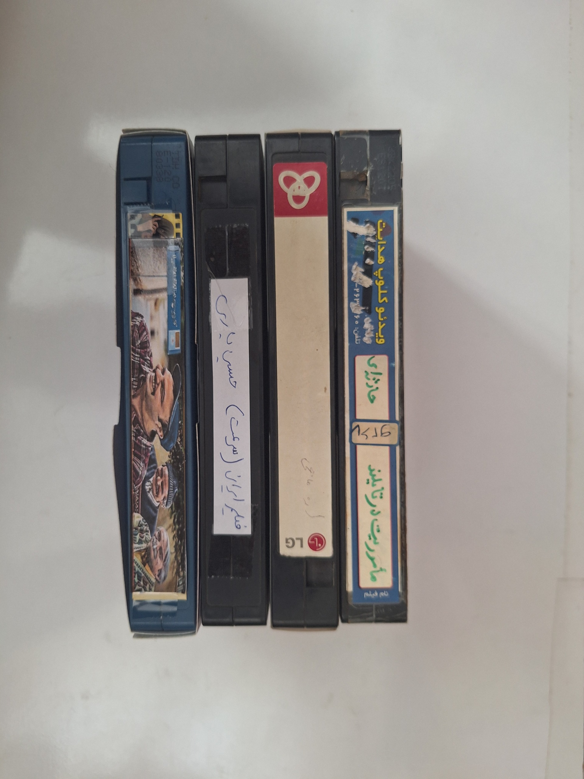 4 عدد نوار ویدیویی vhs