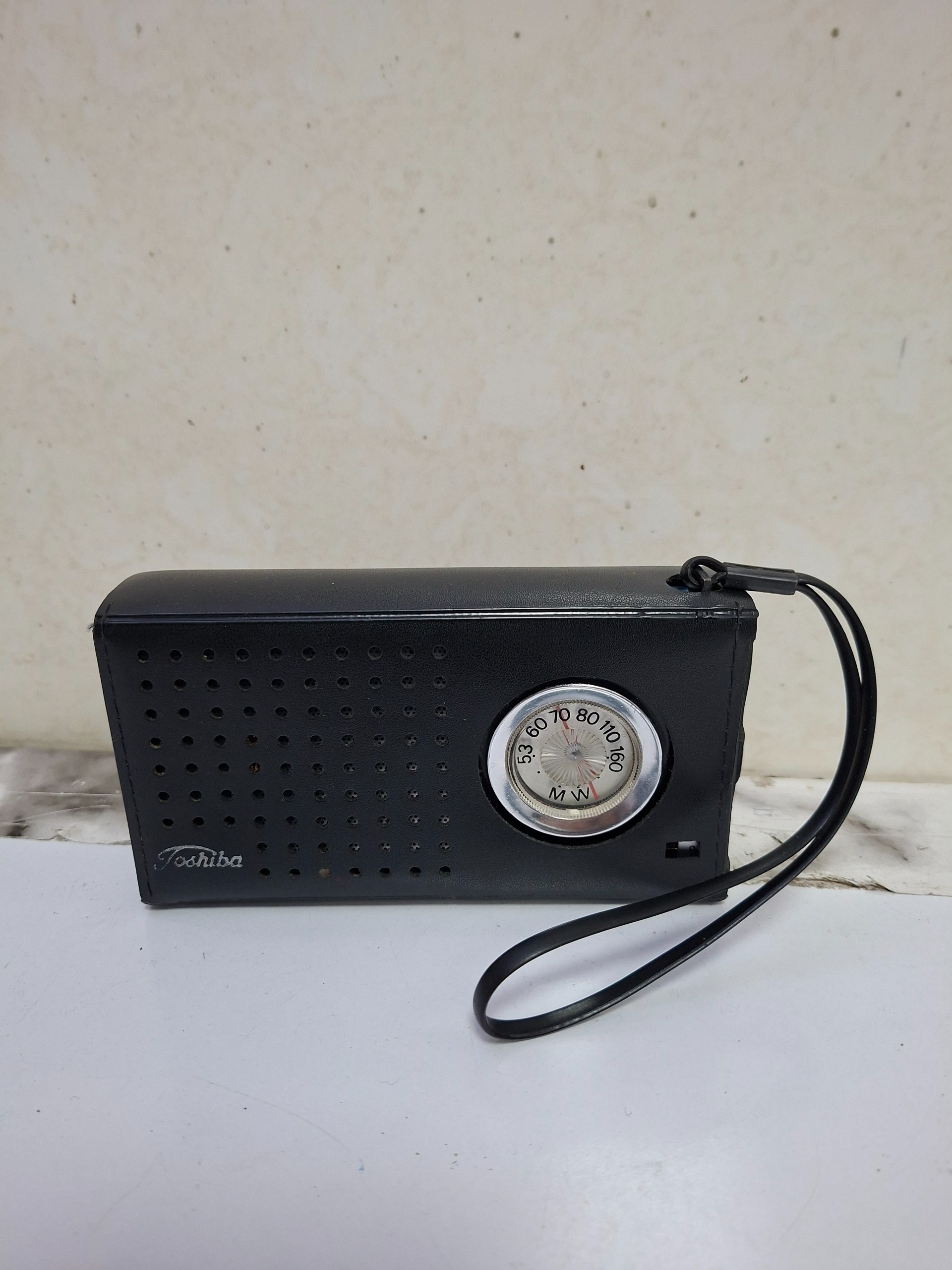 رادیو تک موج توشیبا