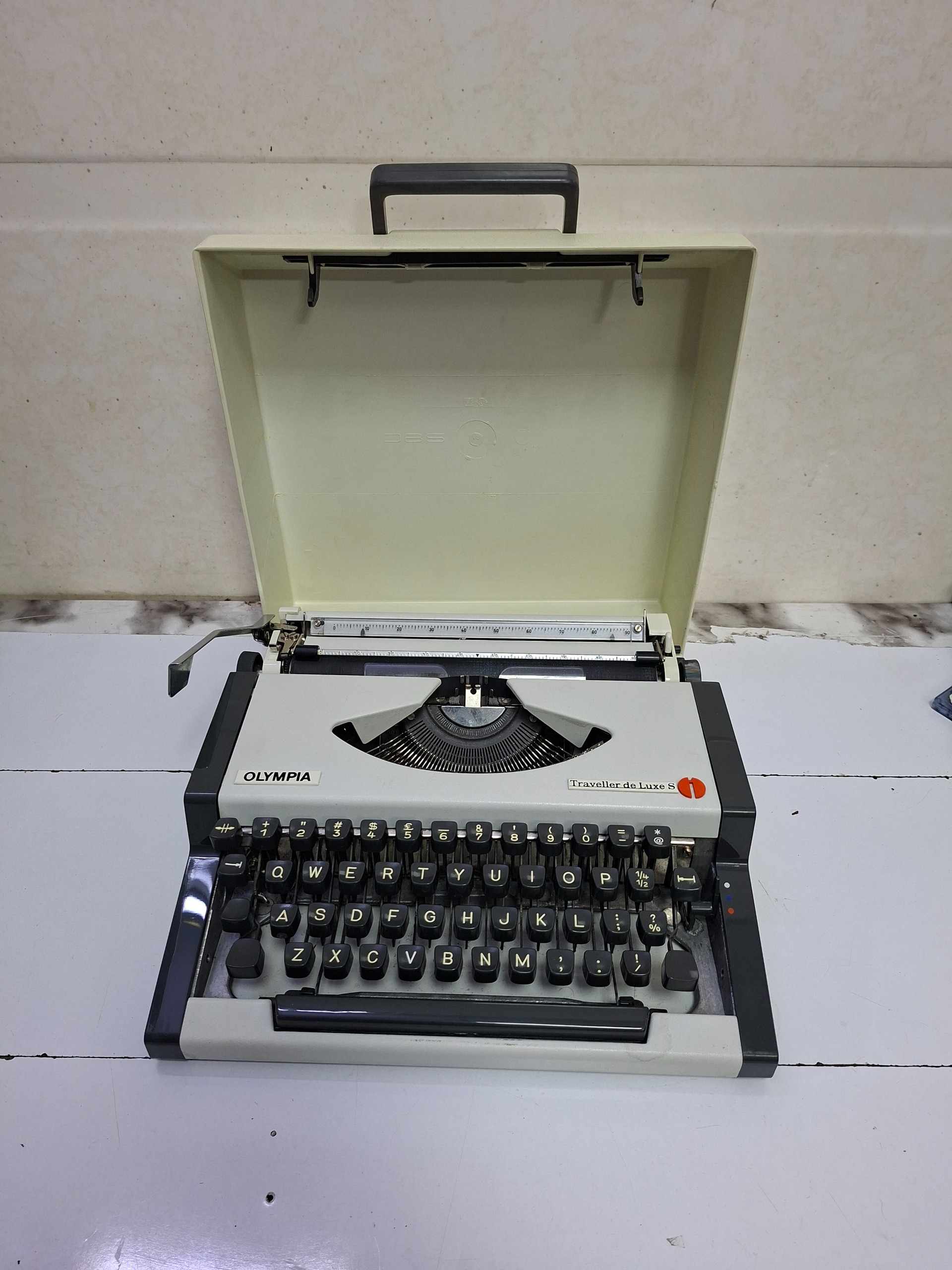 ماشین تایپ المپیا آلمان