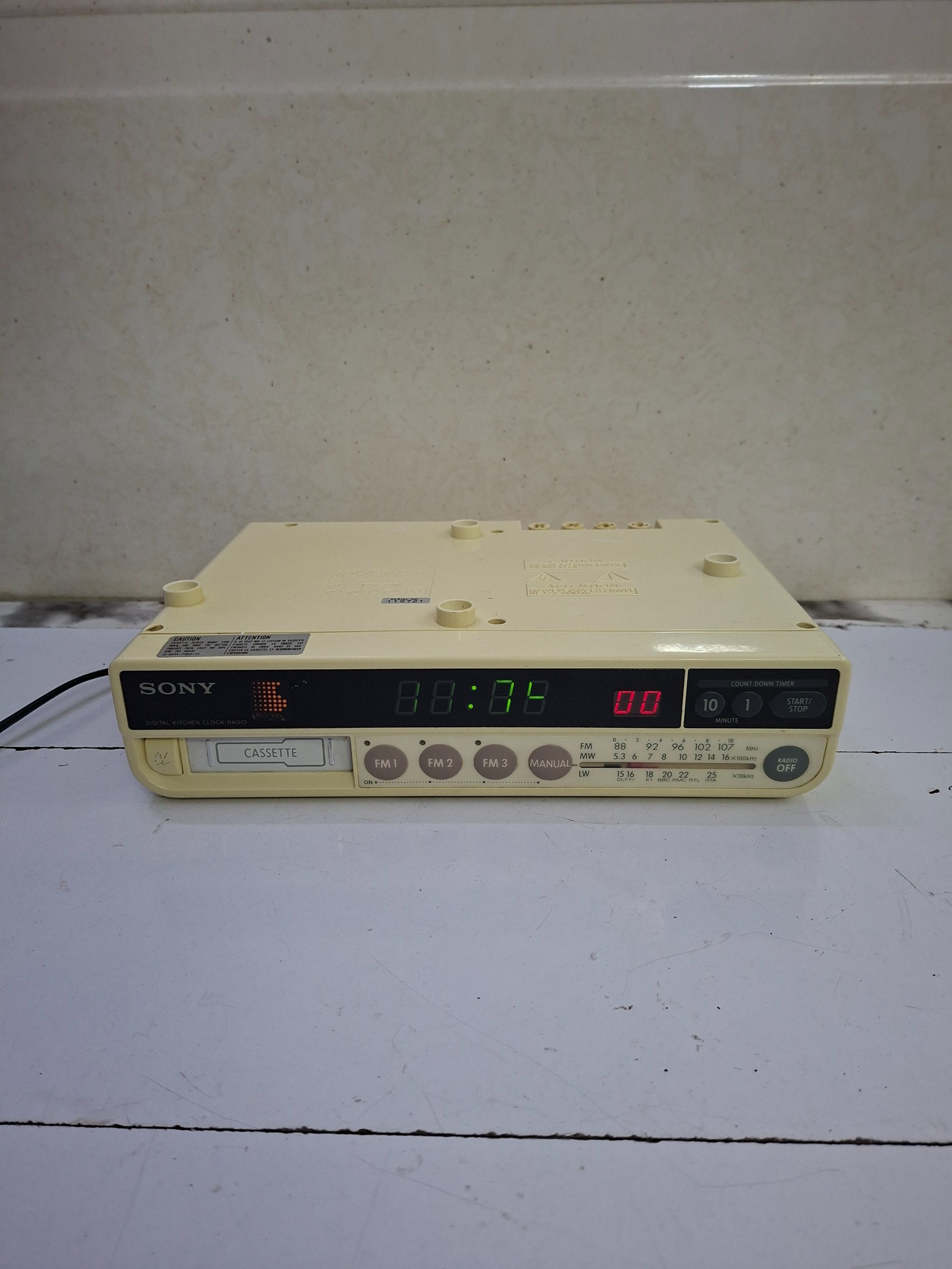 رادیو کاست ساعت دار سونی