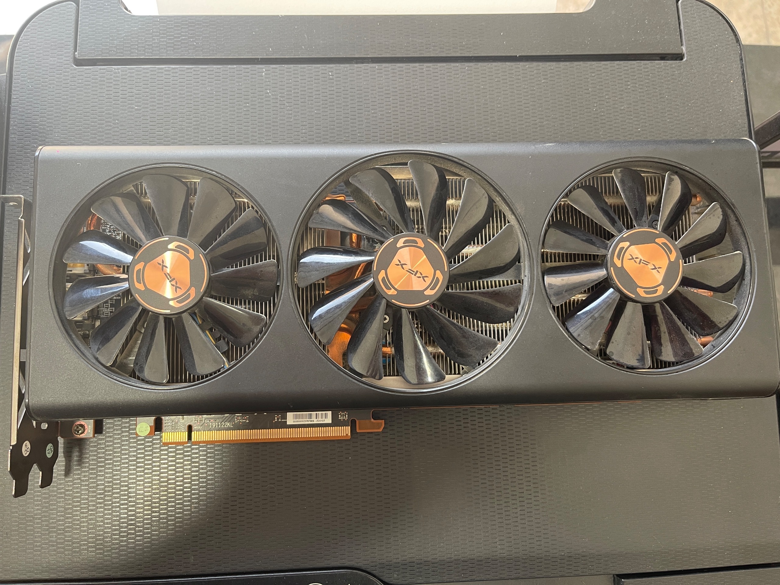 Rx 5600 xt thicc III 6gb pro boost