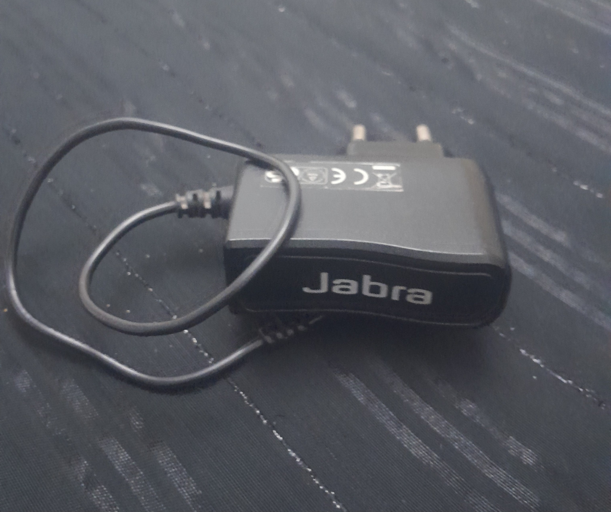 شارژر موبایل با پورت micro usb