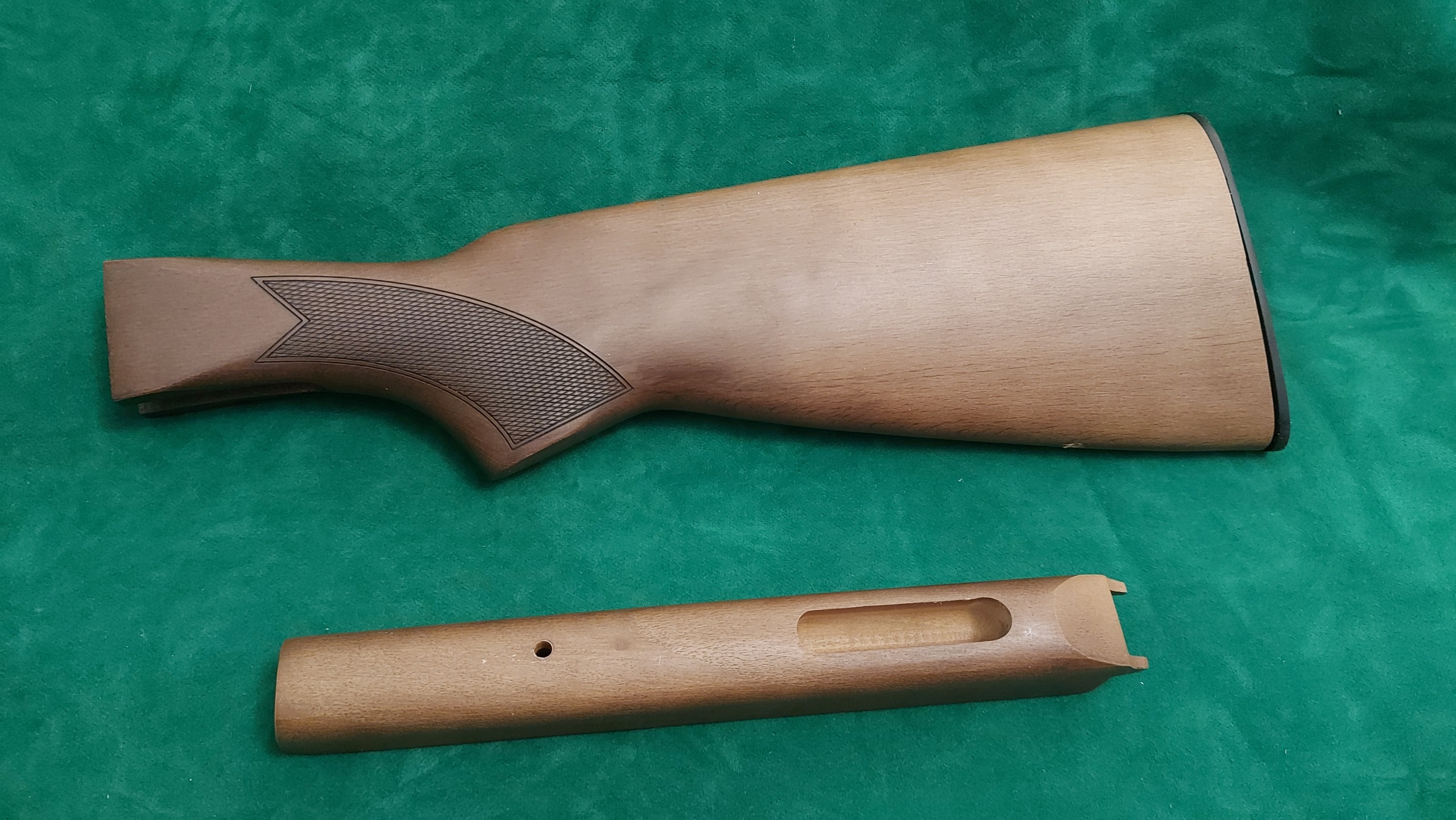 قنداق چوبی تک لول ترک