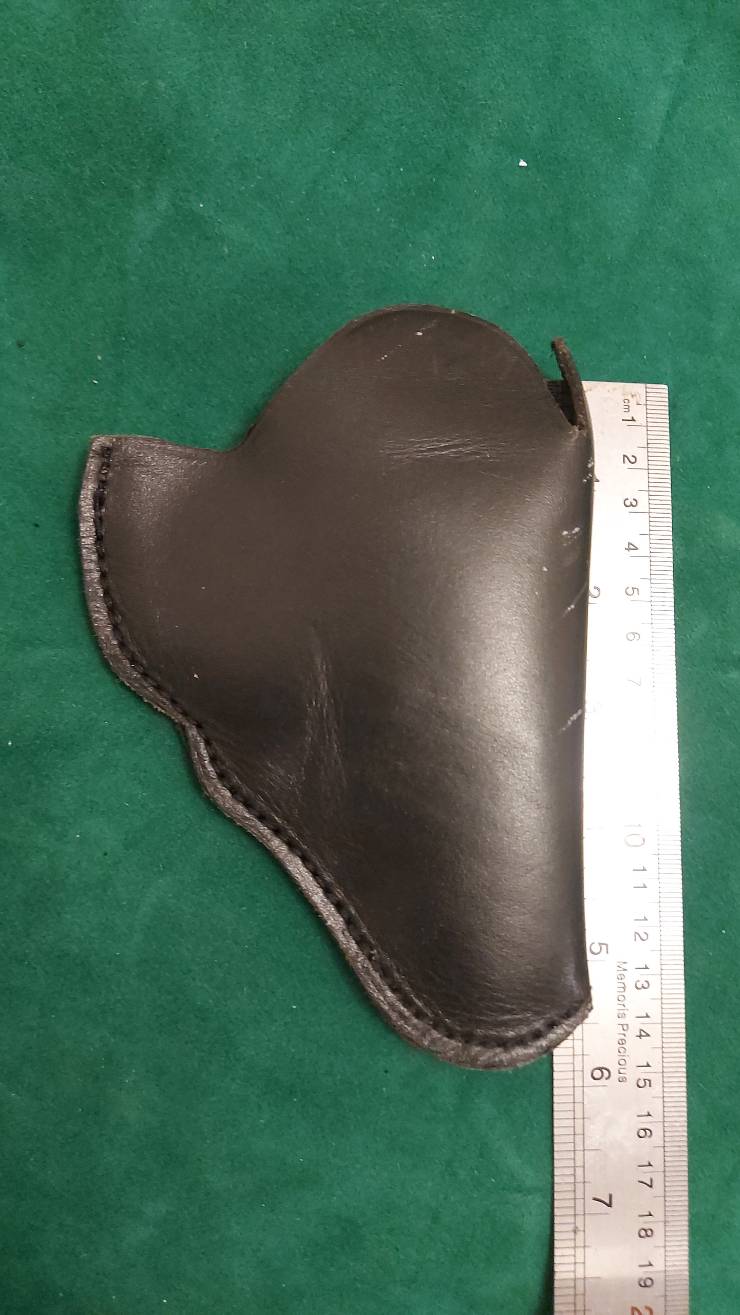 غلاف و جلد رولور