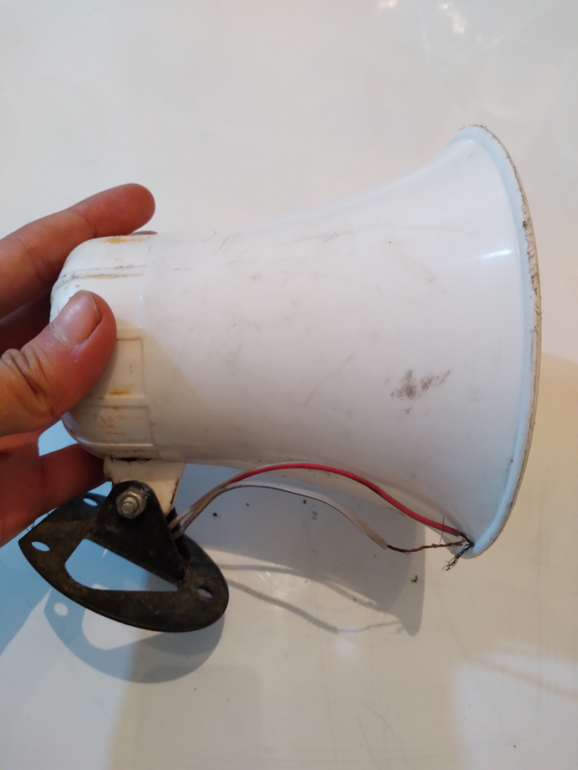 بلندگو شیپوری سالم